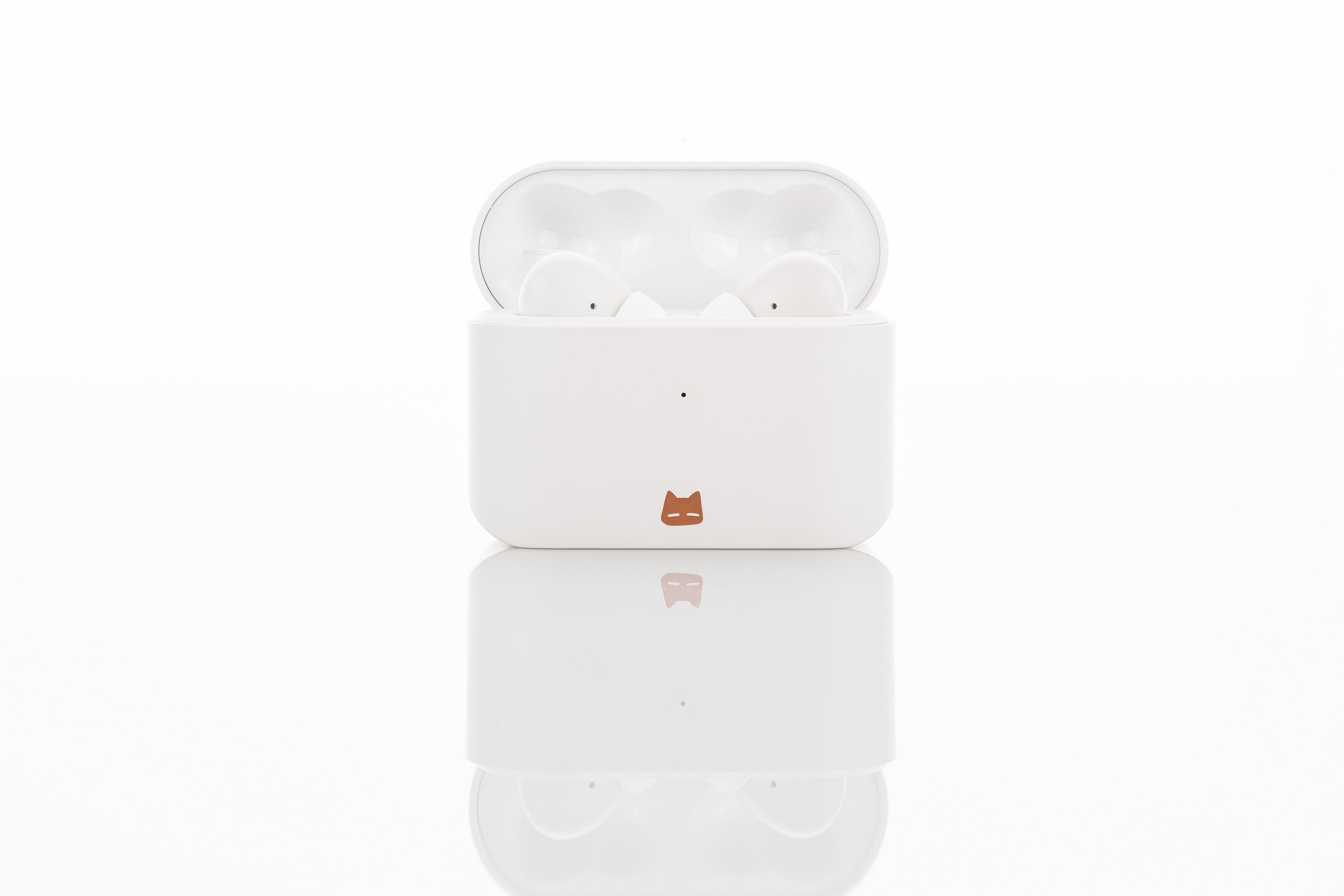 The Moondrop Nekocake is now at Apos Audio