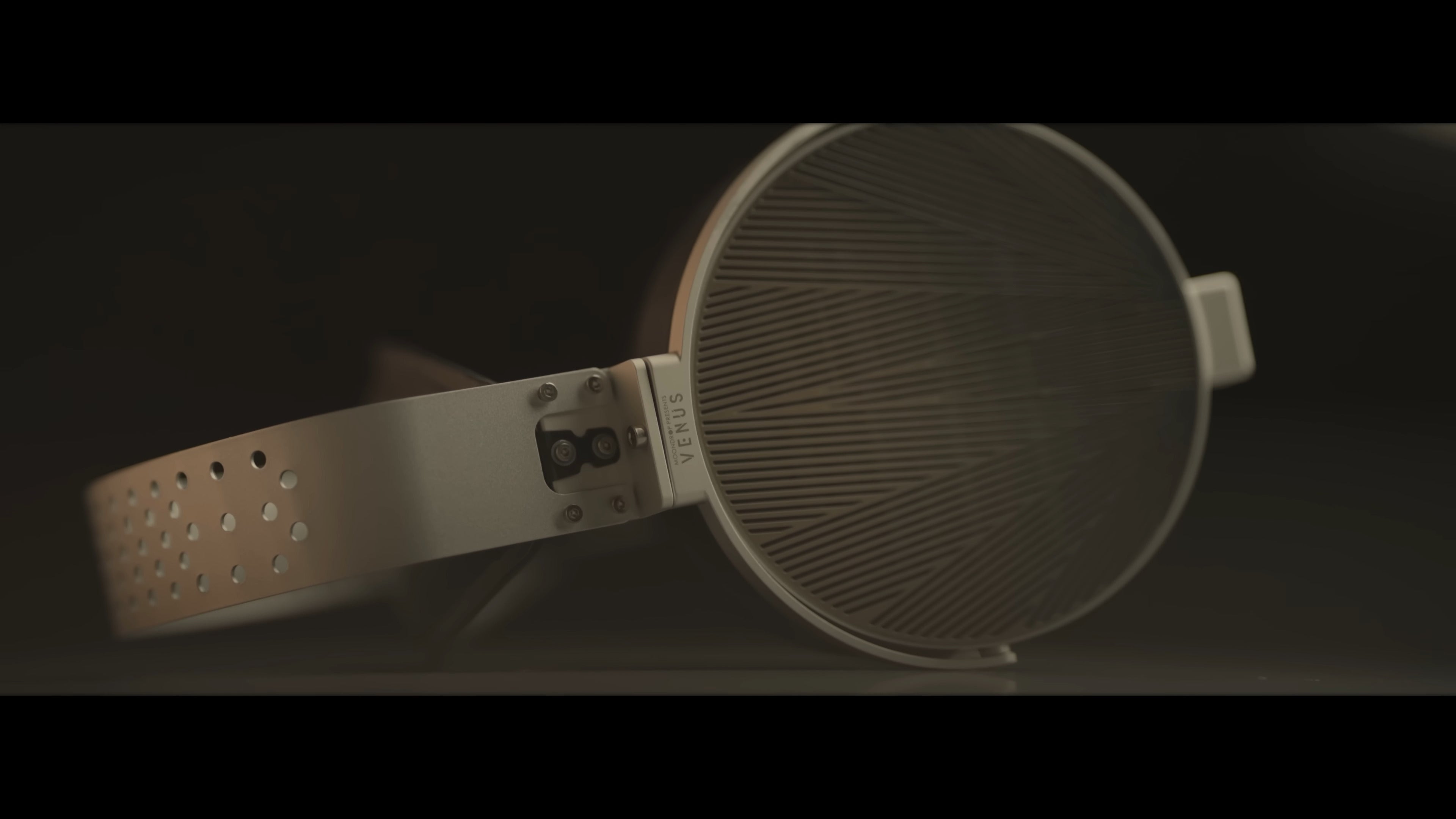Joshua Valour Says This Headphone Has "Brilliant Soundstaging"