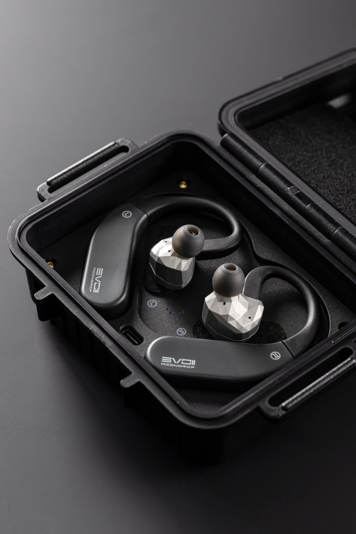 Moondrop EVO 2 True Wireless Ear-Hook DAC/amp