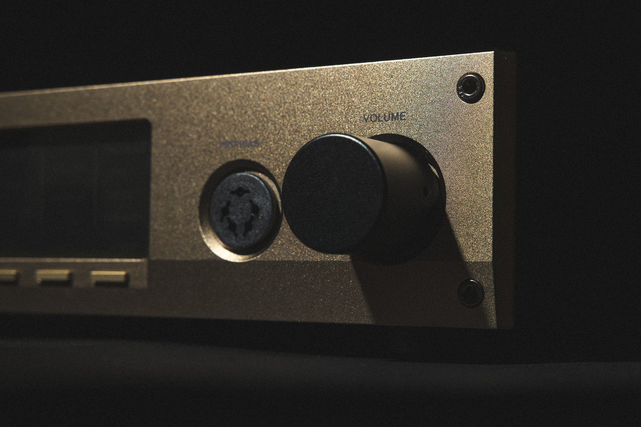 Apos x ES Lab Hydra Integrated Amplifier