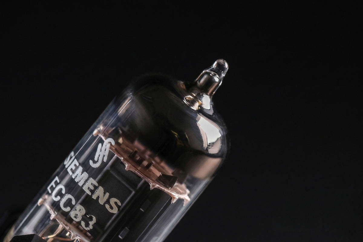 Siemens 12AX7 (ECC83) Vacuum Tube