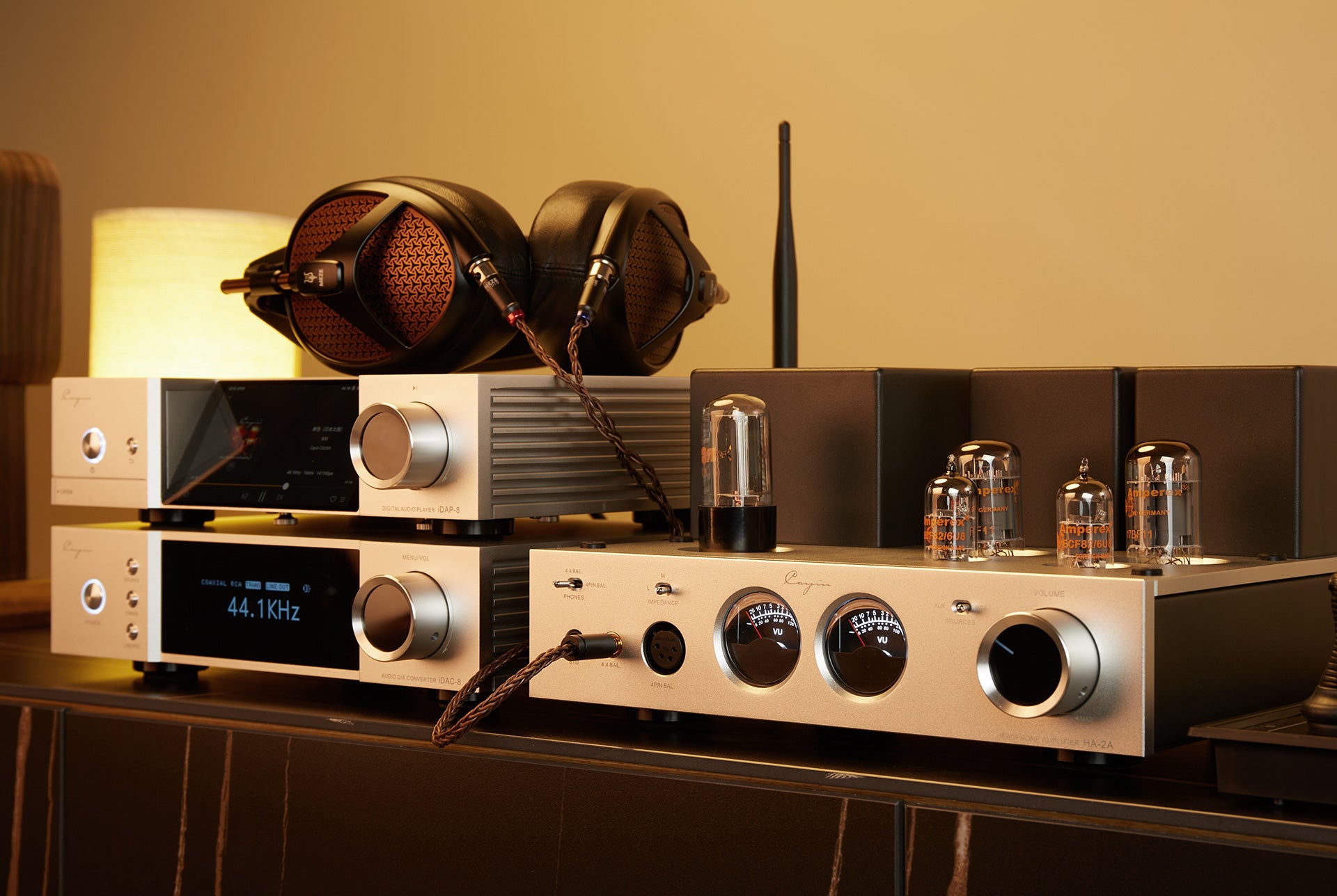 Apos Audio Cayin Headphone Amp (Tube) Cayin HA-2A Desktop Tube Headphone Amplifier