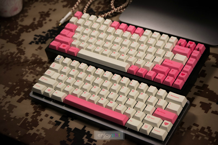 Apos Audio ePBT Keycaps enjoyPBT Valentine Keycap Set