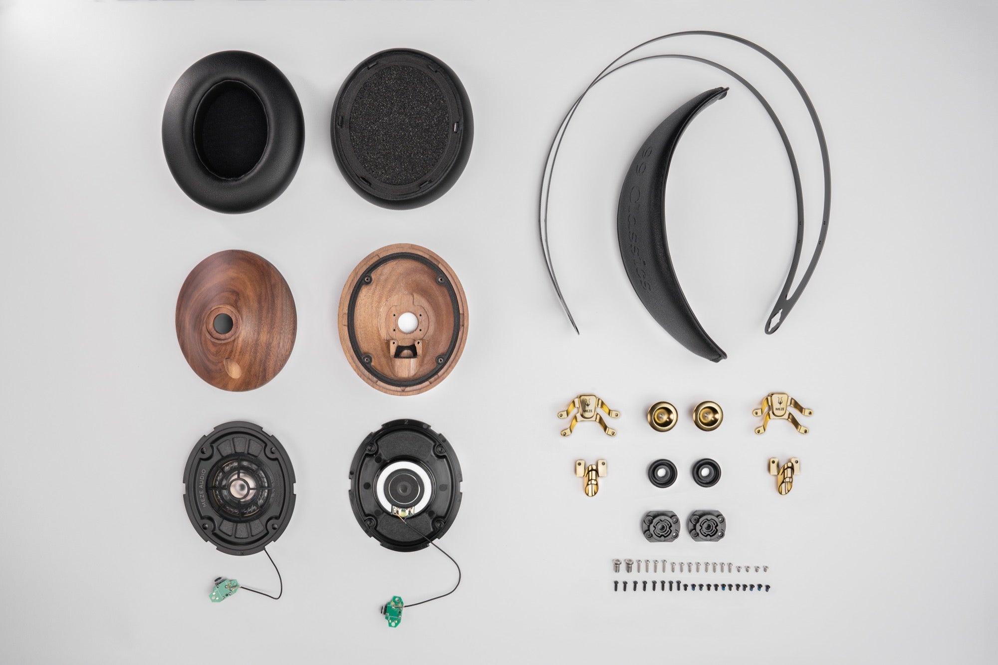 Apos Audio Meze Audio Headphone Meze Audio 99 Classics Closed Back Headphones 2nd Gen