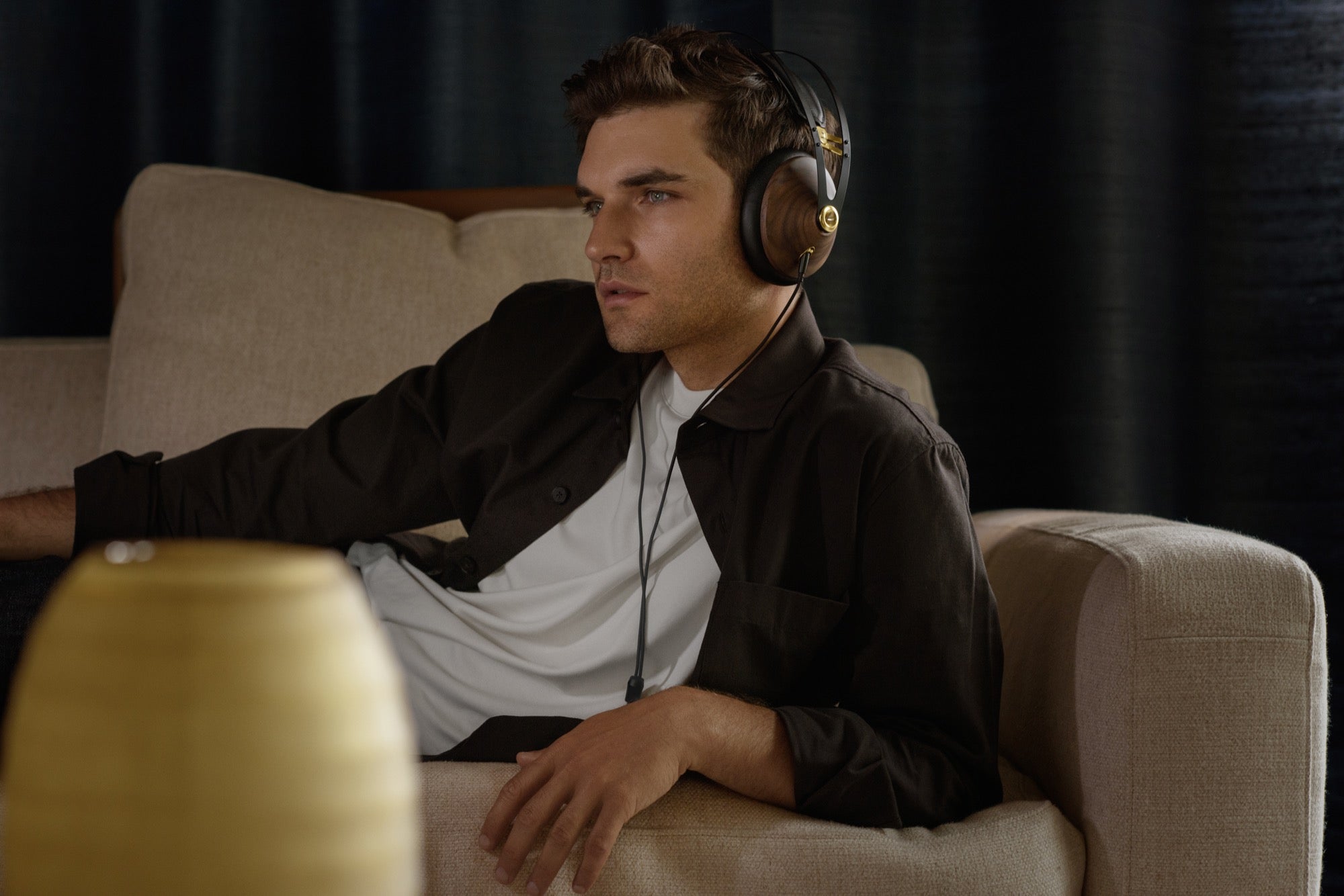 Apos Audio Meze Audio Headphone Meze Audio 99 Classics Closed Back Headphones 2nd Gen