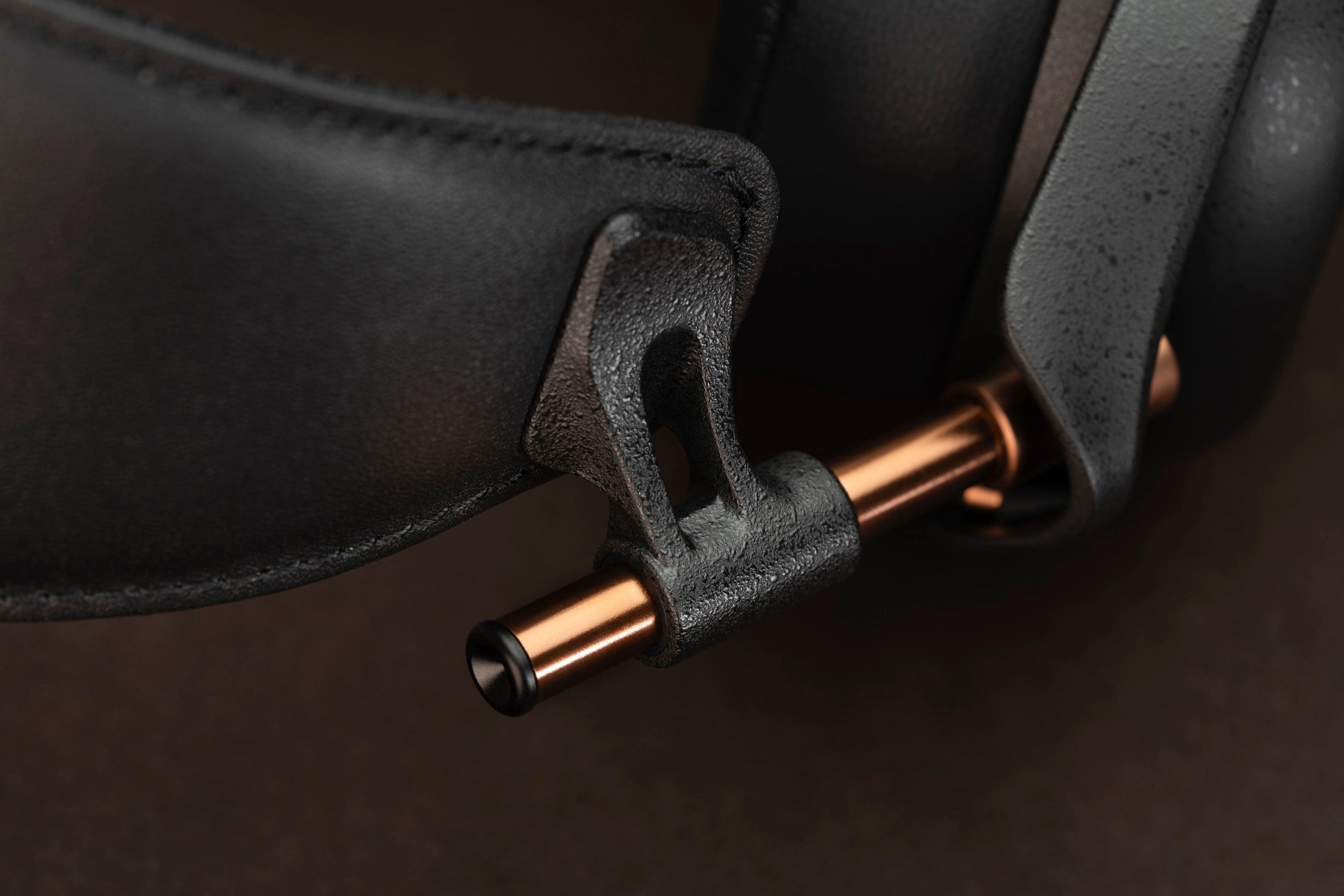 Apos Audio Meze Audio Headphone Meze LIRIC II Closed-Back Planar Magnetic Headphone