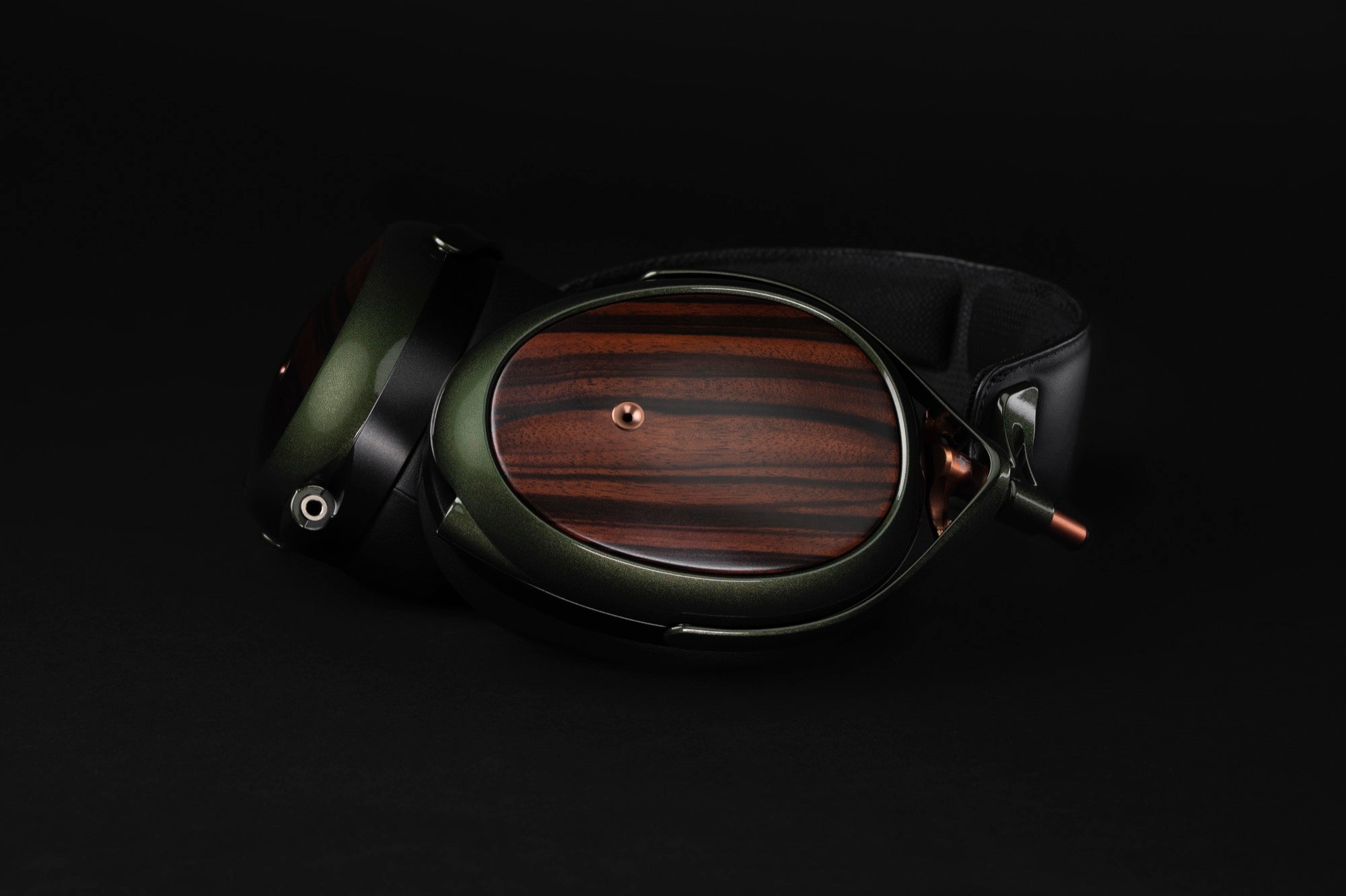 Meze Strada Closed-Back Dynamic Headphones