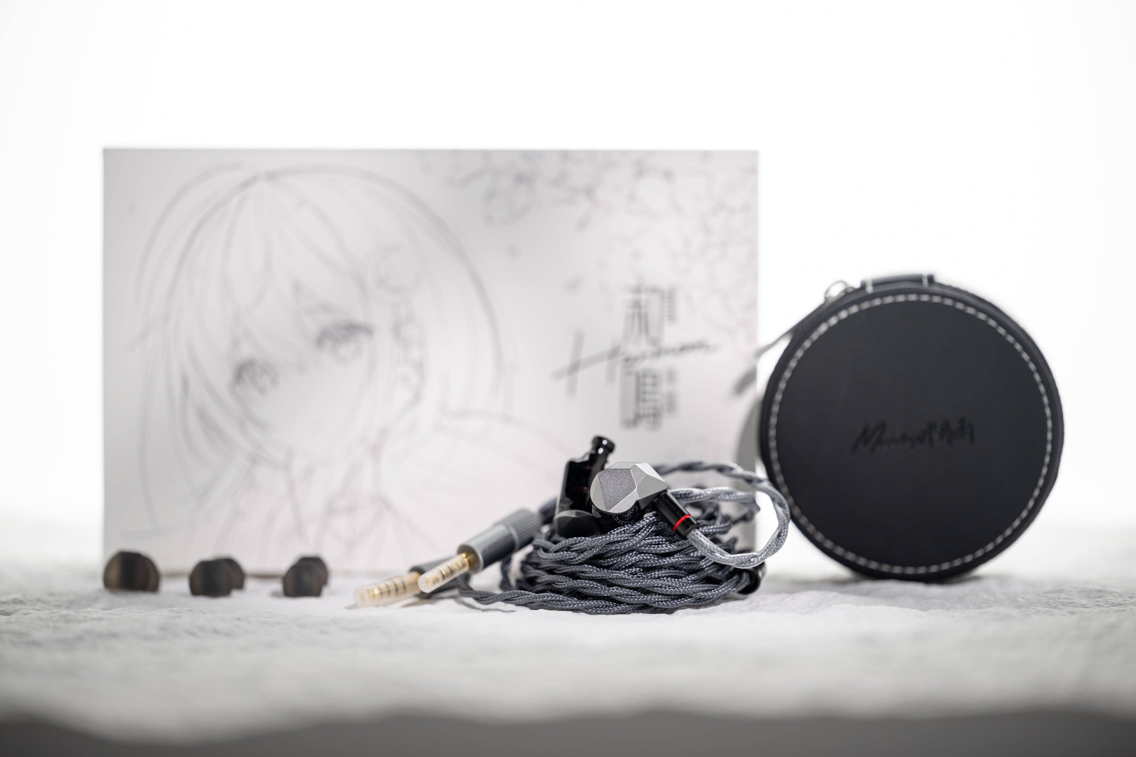 Apos Audio Moondrop Earphone / In-Ear Monitor (IEM) Moondrop Harmon Hybrid Dynamic Driver IEMs (In-Ear Monitors)