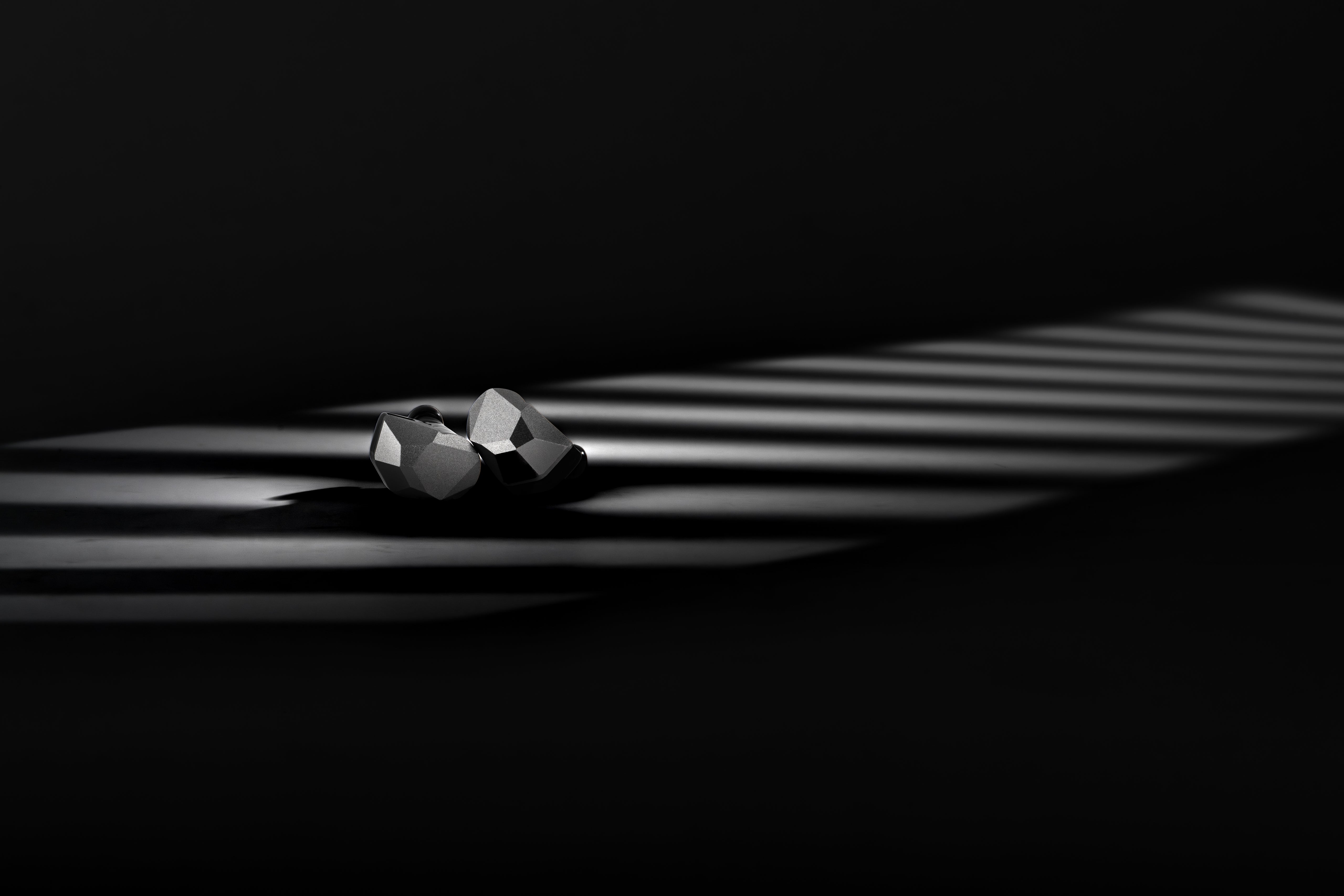 Apos Audio Moondrop Earphone / In-Ear Monitor (IEM) Moondrop Harmon Hybrid Dynamic Driver IEMs (In-Ear Monitors)