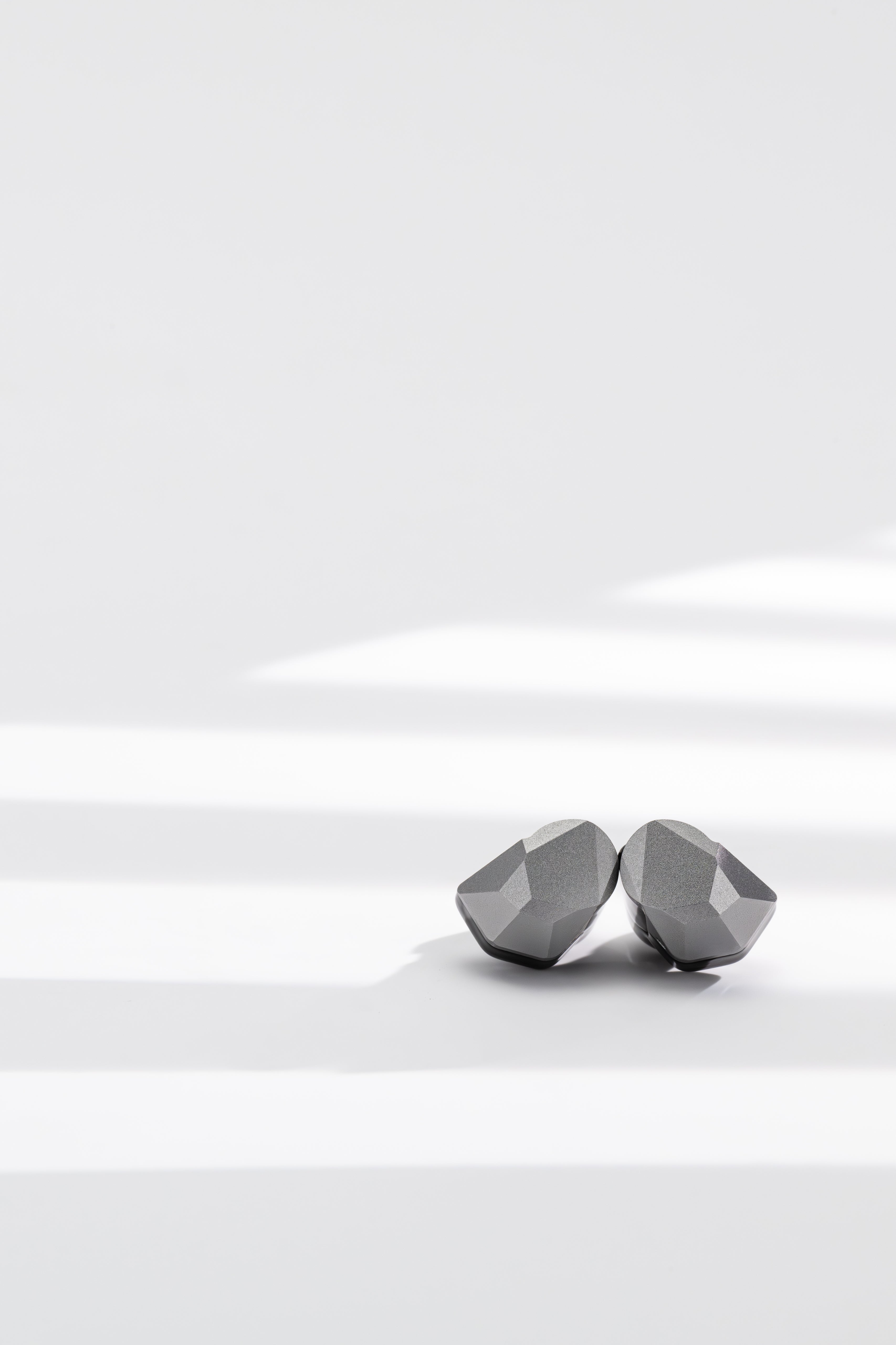 Apos Audio Moondrop Earphone / In-Ear Monitor (IEM) Moondrop Harmon Hybrid Dynamic Driver IEMs (In-Ear Monitors)