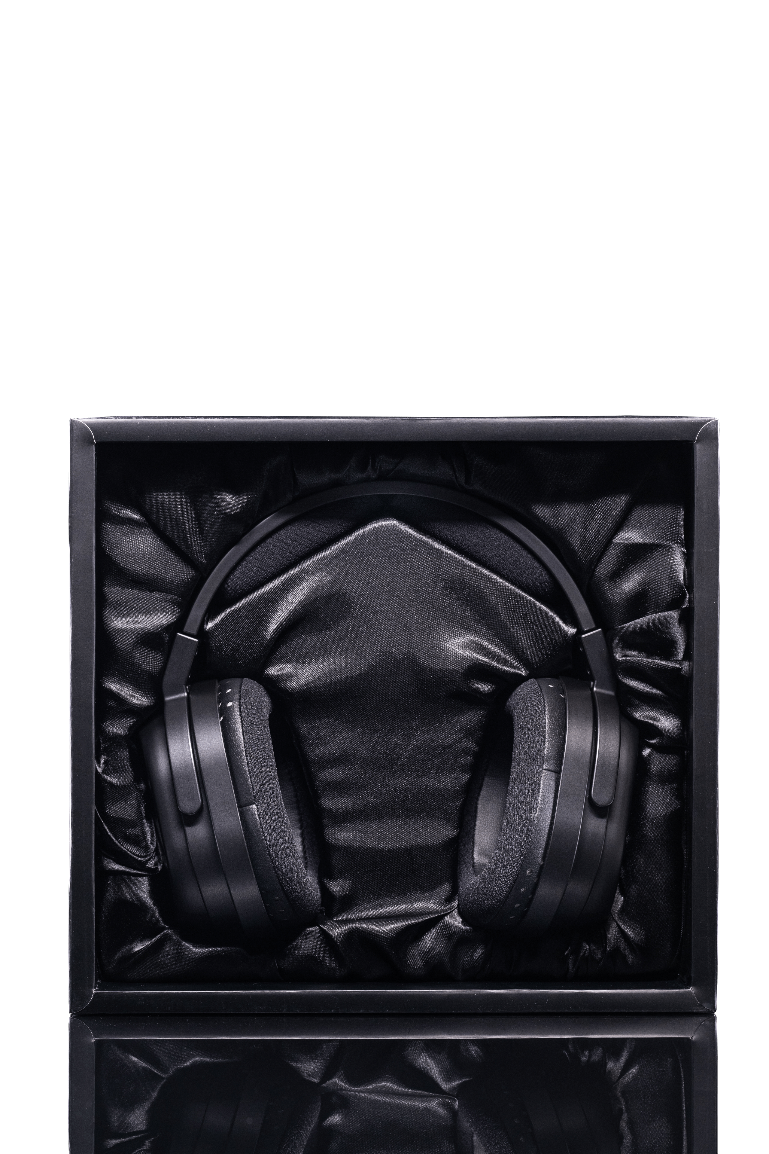 Apos Audio Moondrop Earphone / In-Ear Monitor (IEM) Moondrop Joker Professional Monitoring Closed-Back Dynamic Driver Full-Sized Headphones