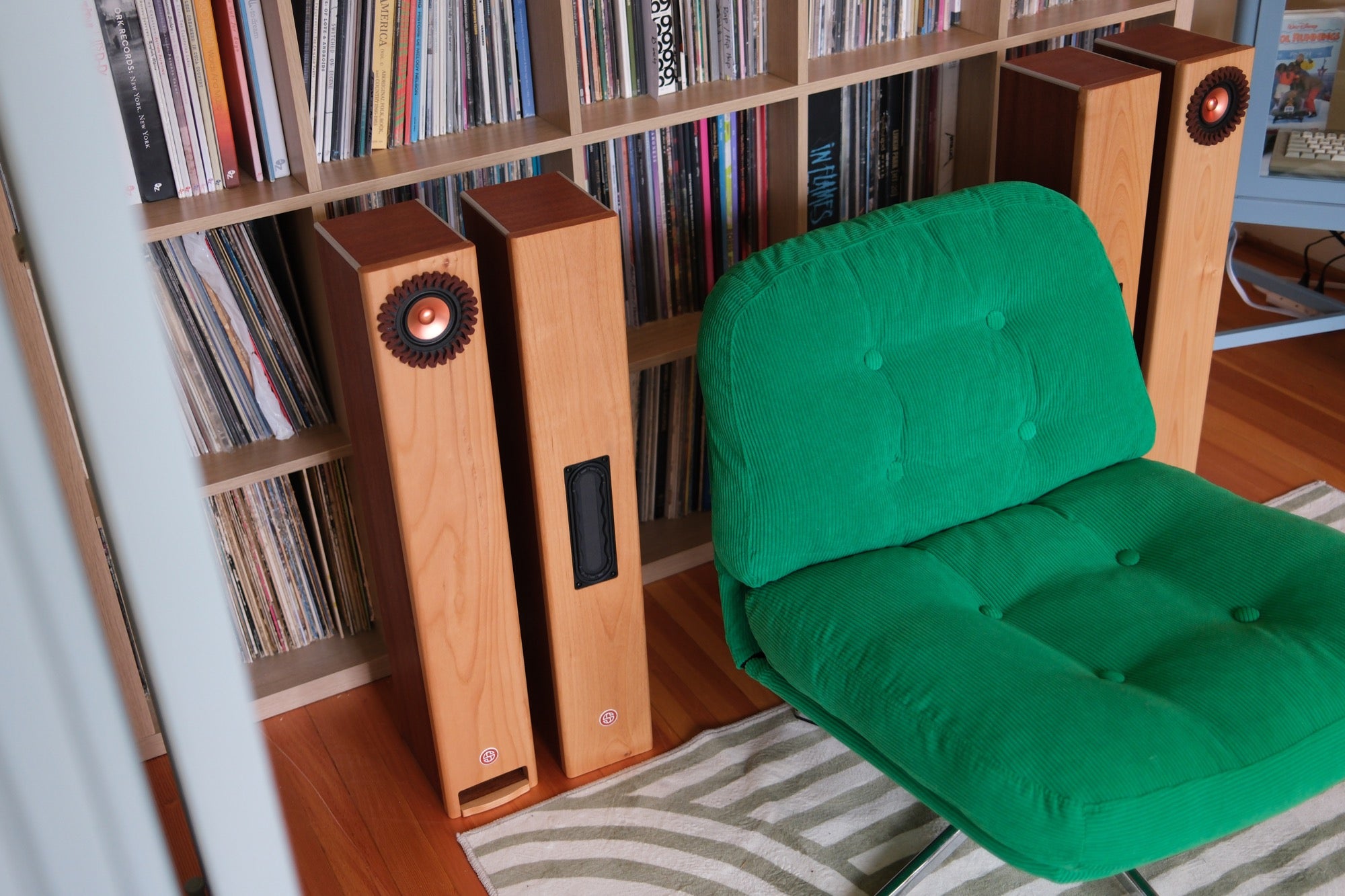 Apos Audio Salad Speakers Salad LiNE Compact Tower Speakers Speaker Pair