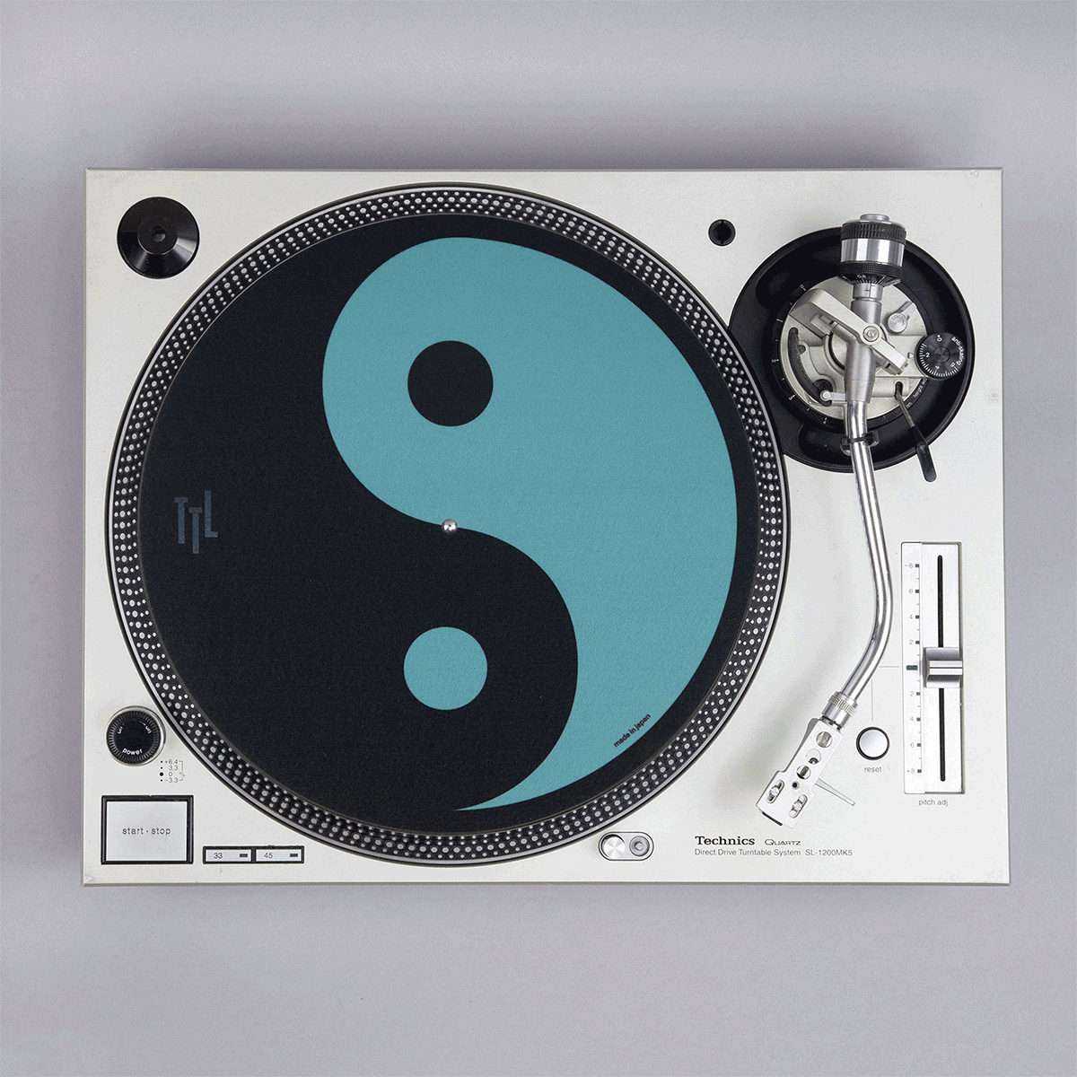 Apos Audio TurntableLab.com Accessory Turntable Lab: Dr. Suzuki Record Mat - Dark Mode