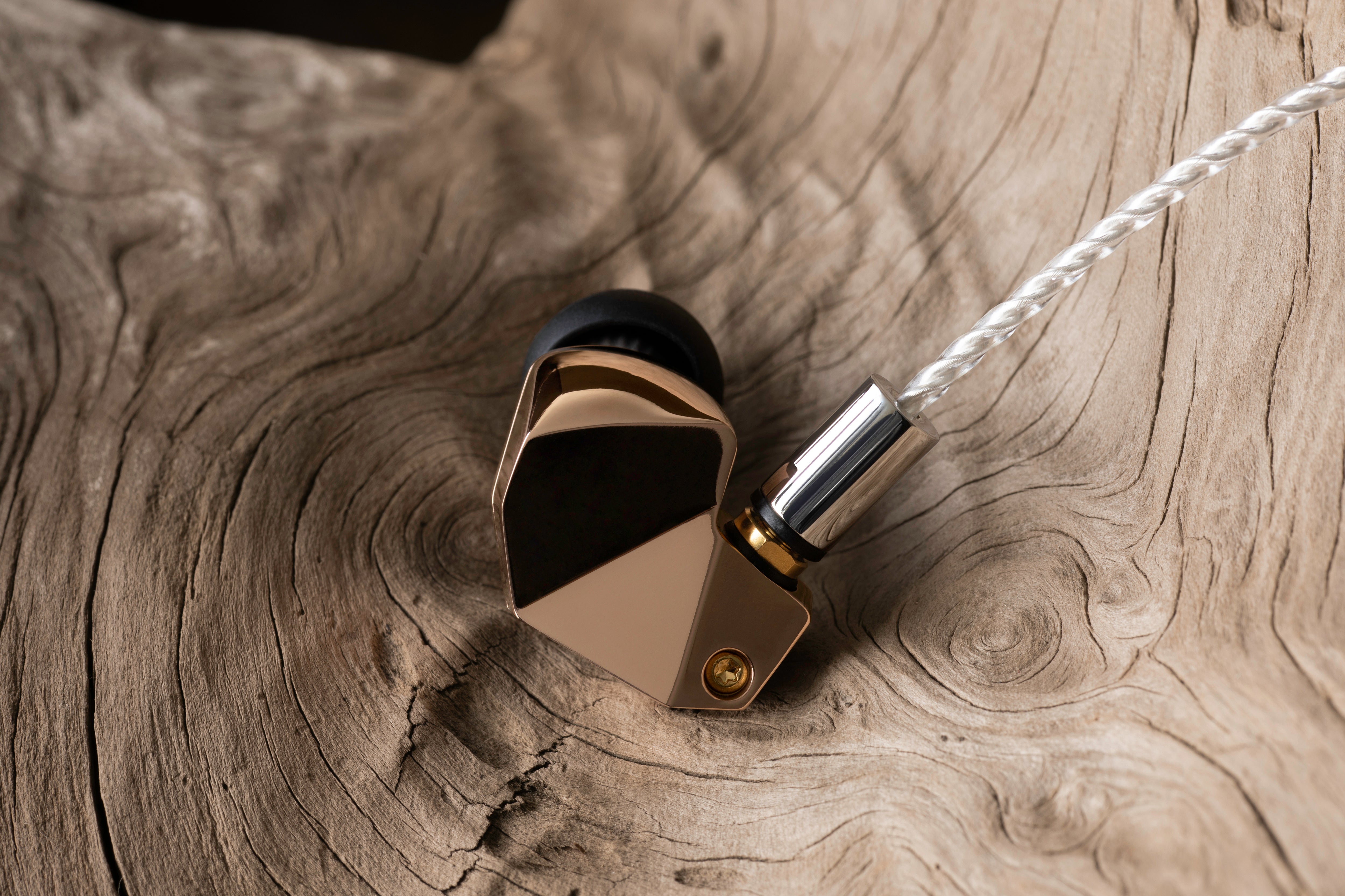 Apos Audio final Earphone / In-Ear Monitor (IEM) final B1 Multi Driver IEMs