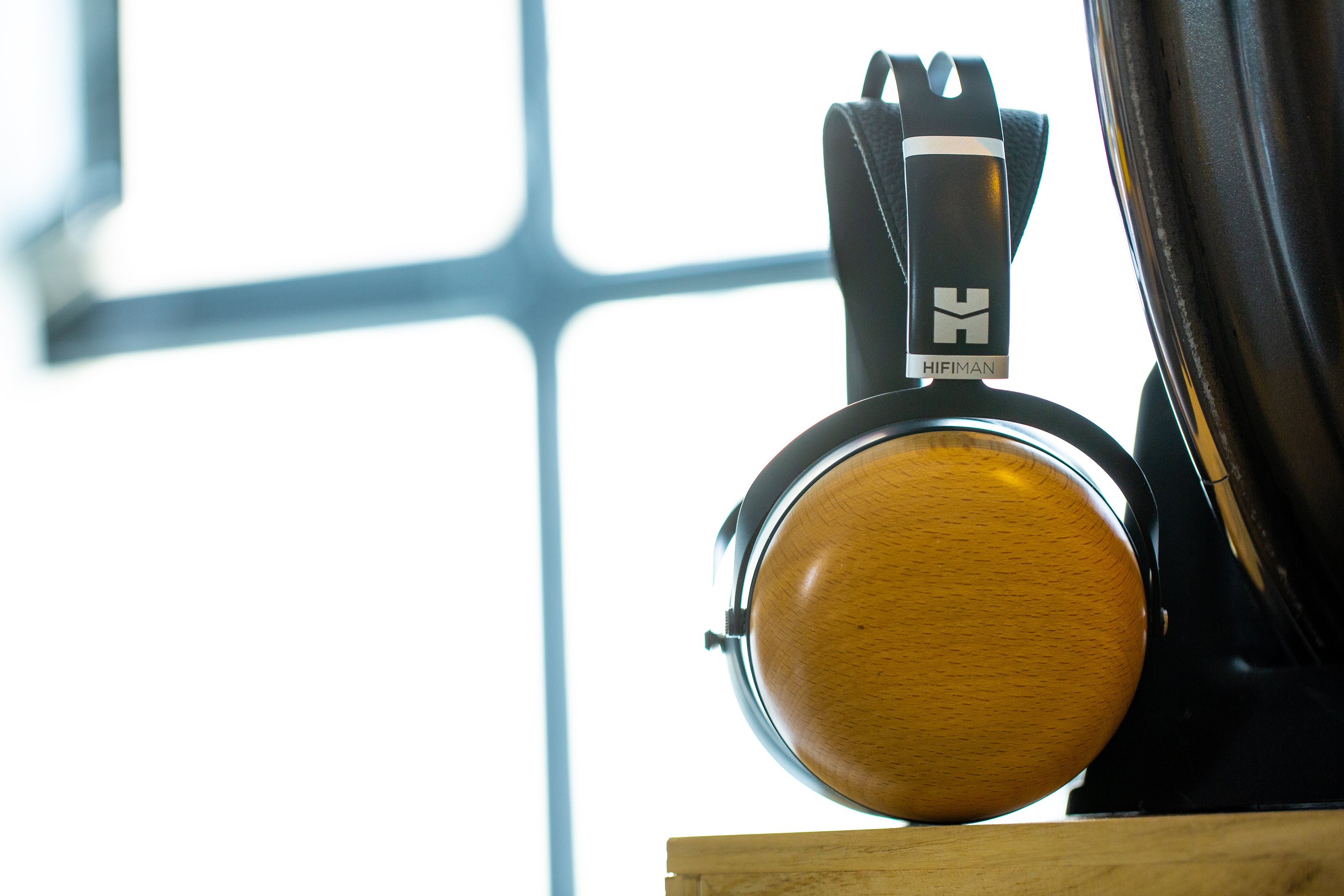 Apos Audio HIFIMAN Headphone HIFIMAN Sundara Closed-Back Planar Magnetic Headphones