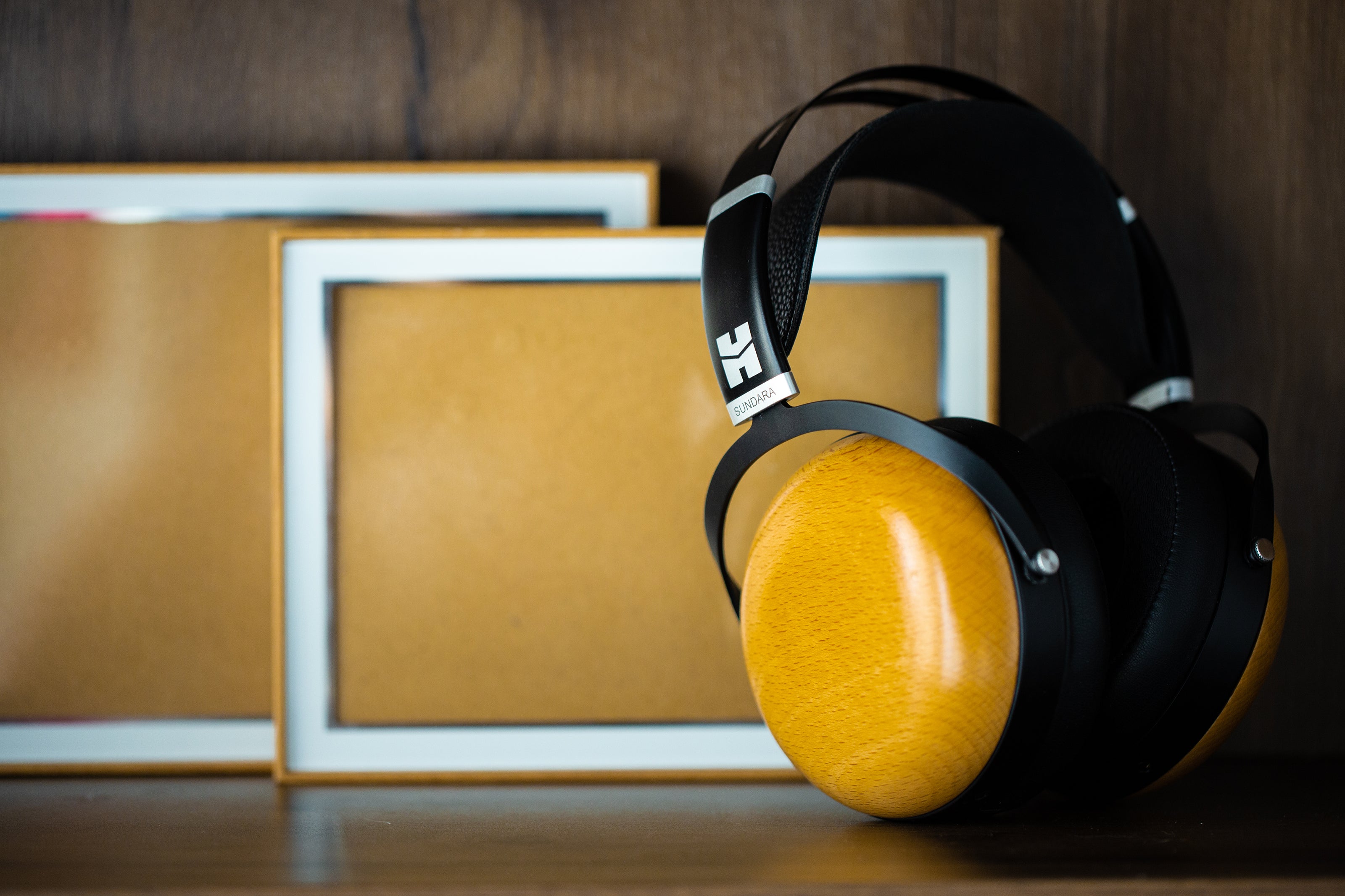 Apos Audio HIFIMAN Headphone HIFIMAN Sundara Closed-Back Planar Magnetic Headphones