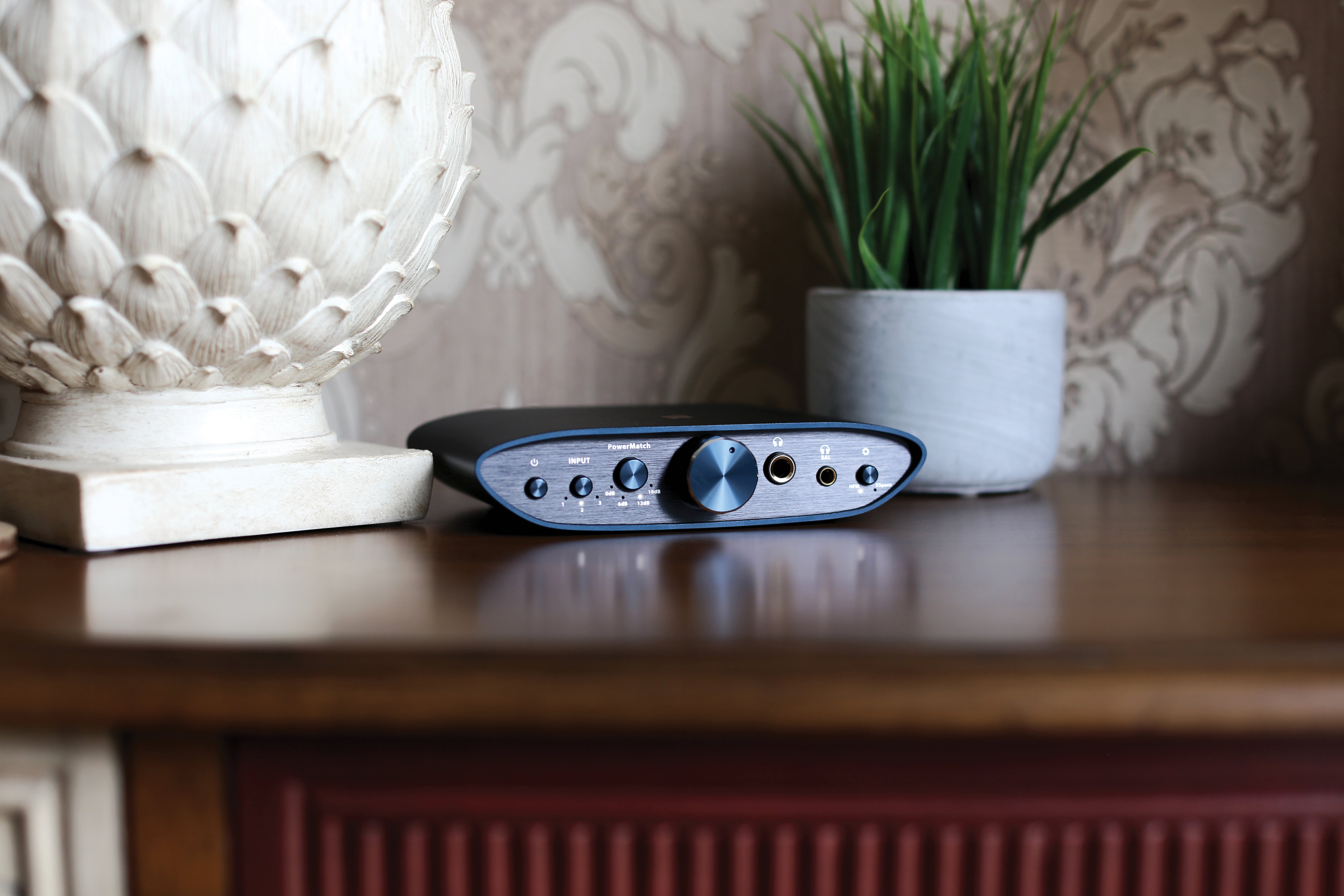 Apos Audio iFi Headphone DAC/Amp iFi ZEN CAN Signature HFM