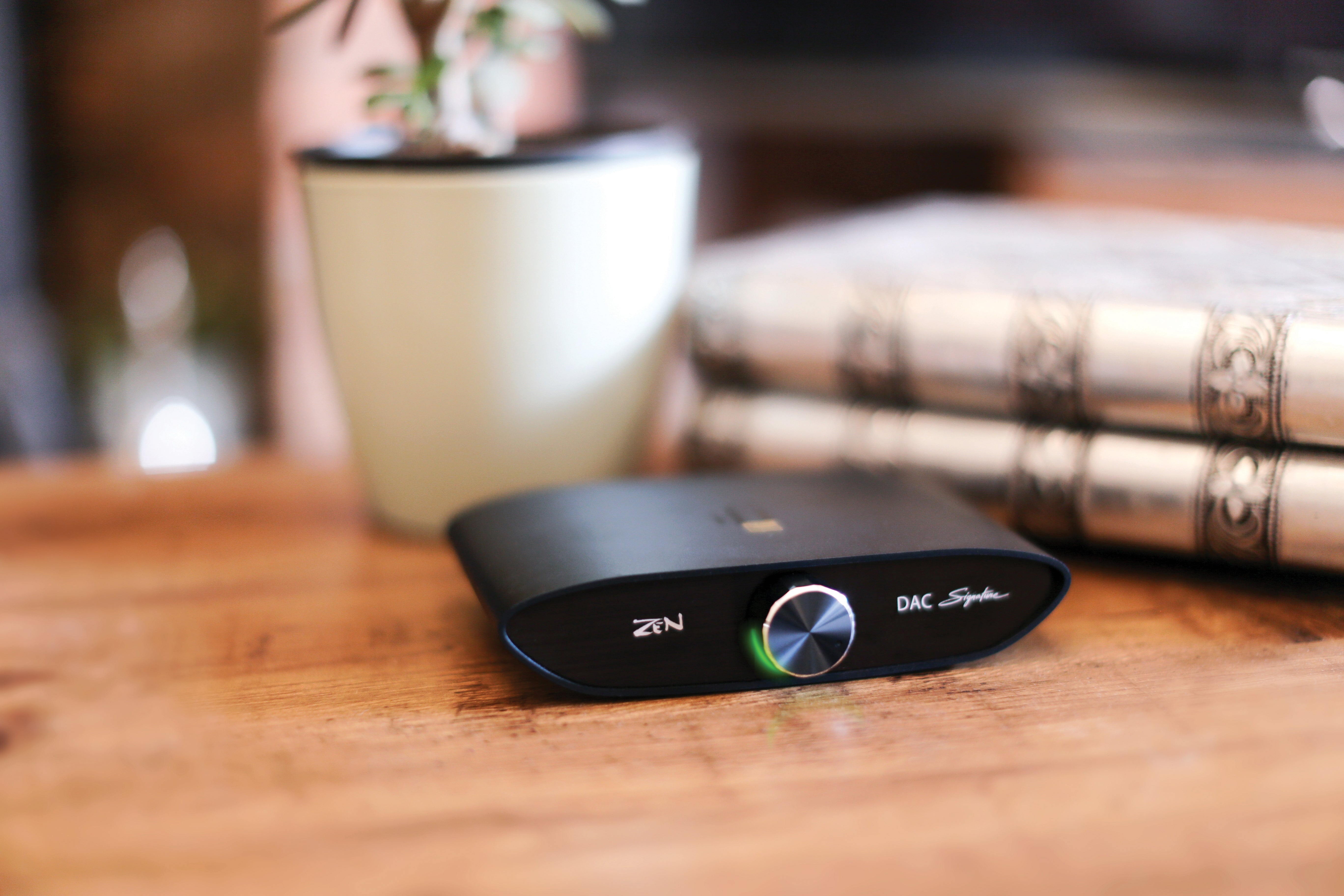 Apos Audio iFi Headphone DAC/Amp iFi ZEN DAC Signature V2