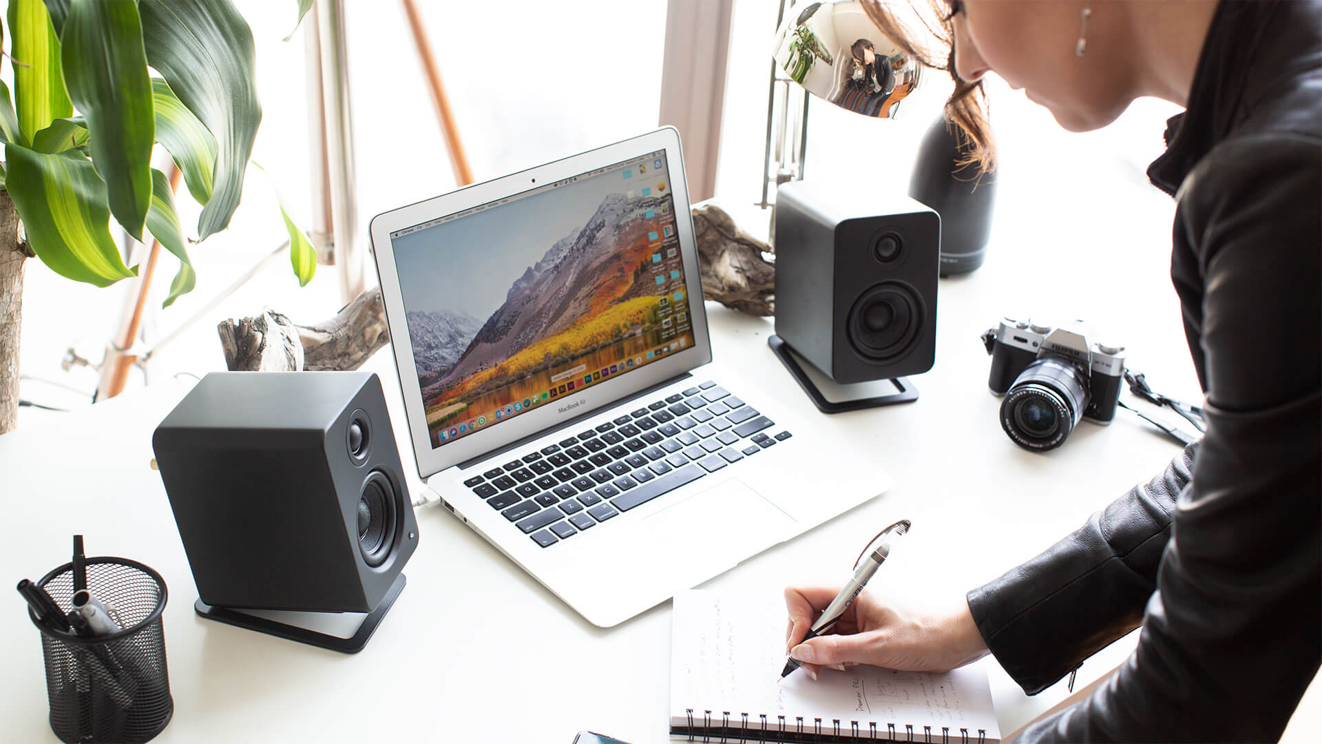 Apos Audio Kanto Audio Speakers Kanto Audio YU2 Powered Desktop Speakers