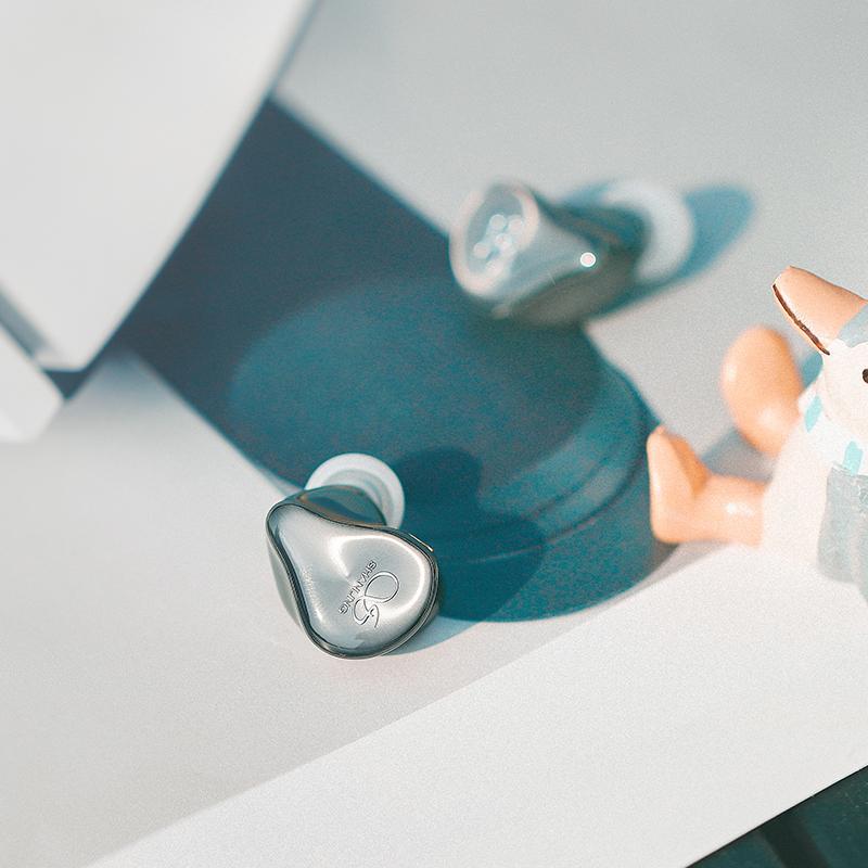 Shanling ME200 In-Ear Monitor (IEM) Earphone