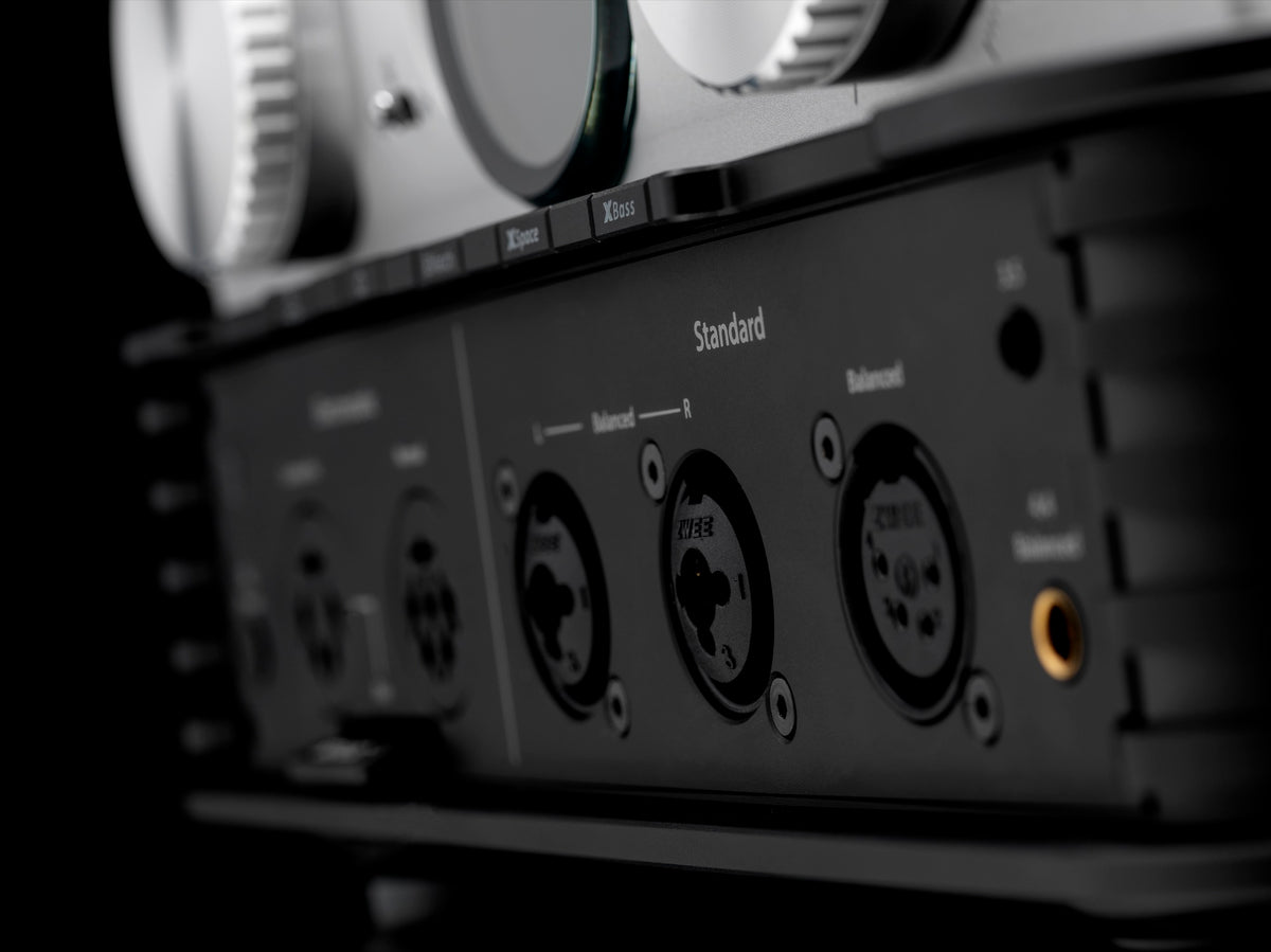 iFi iCAN Phantom Headphone Amplifier and Preamplifier