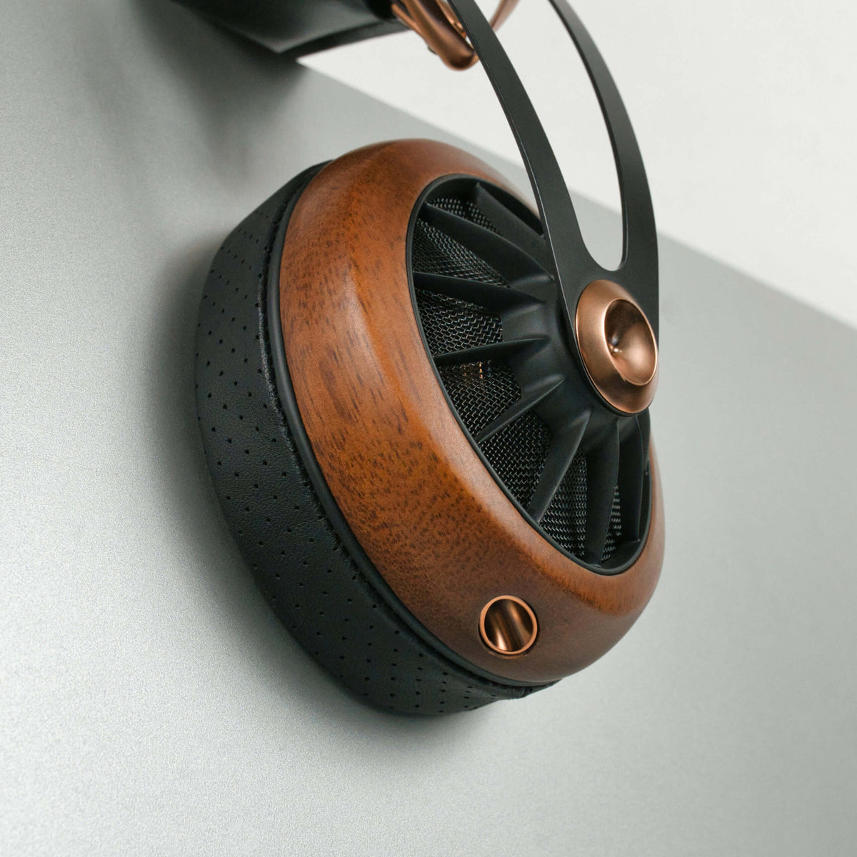 Replacement Earpads for Meze 109Pro, M105 Silva, M105 Aer