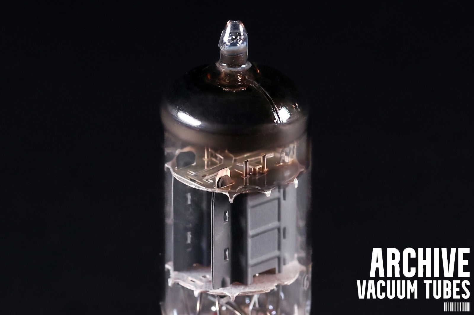 Mullard ECC82/ 12AU7 Vacuum Tube