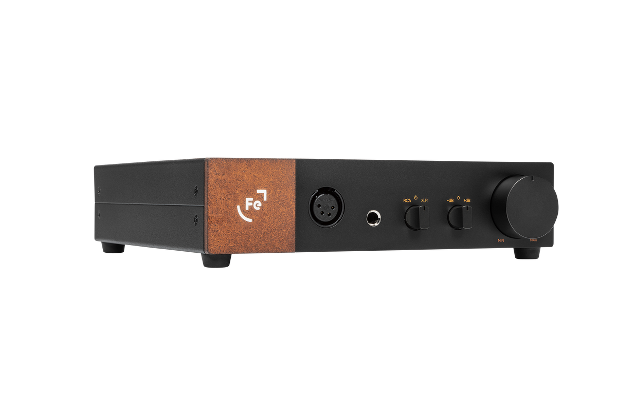 Ferrum OOR Fully-Balanced Headphone Amplifier
