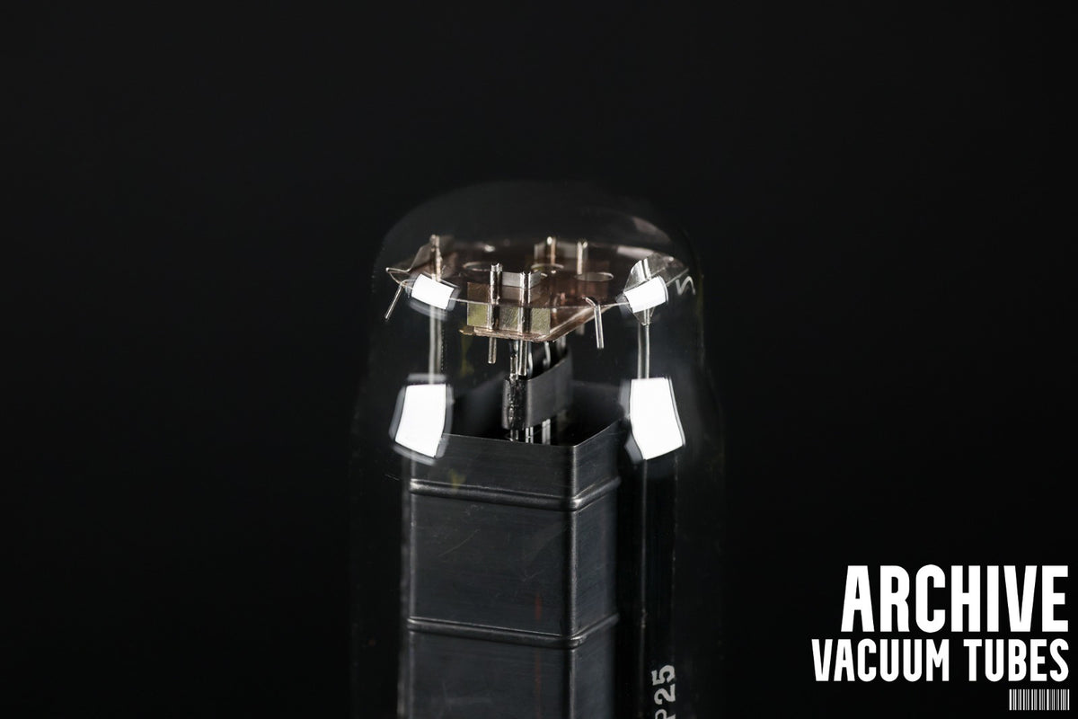 Marconi-Osram Valve Co. VT25 (DET25/ 7312)