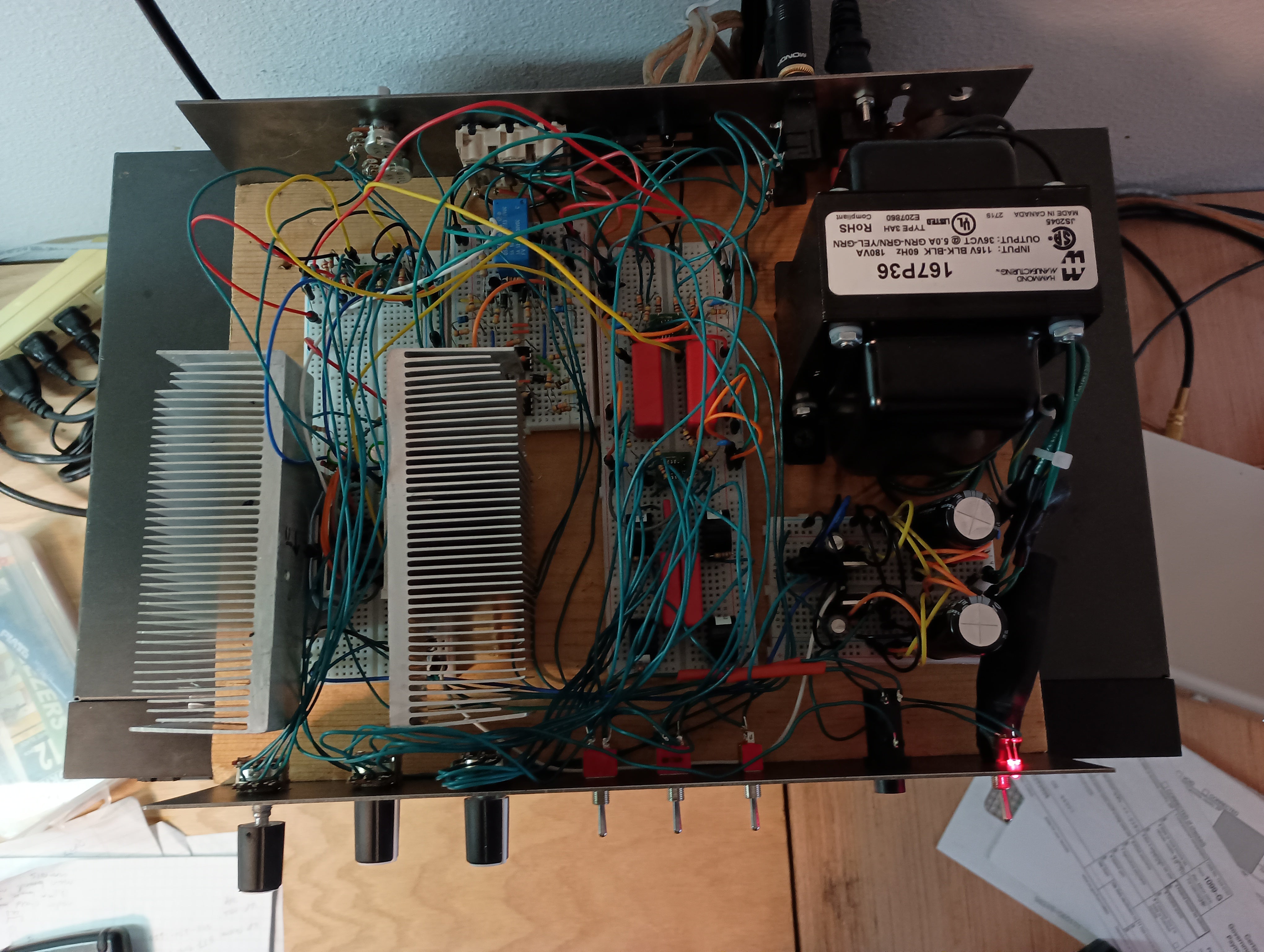 Apos Audio Apos Headphone Amp Apos x Salad Dynatone Analog Equalizer Power and Headphone Amplifier