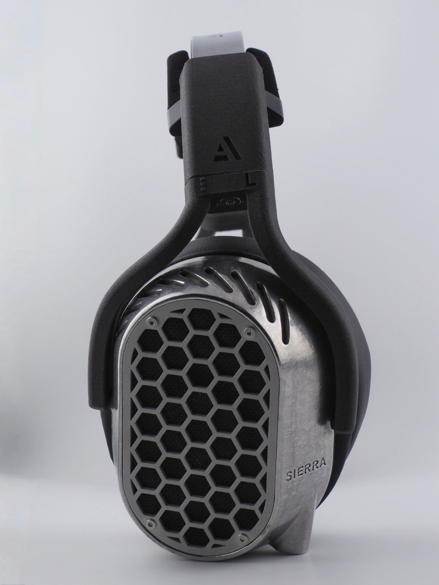 Apos Audio Auribus Acoustics Headphone Auribus Acoustics Sierra Aluminum Open Back Headphones