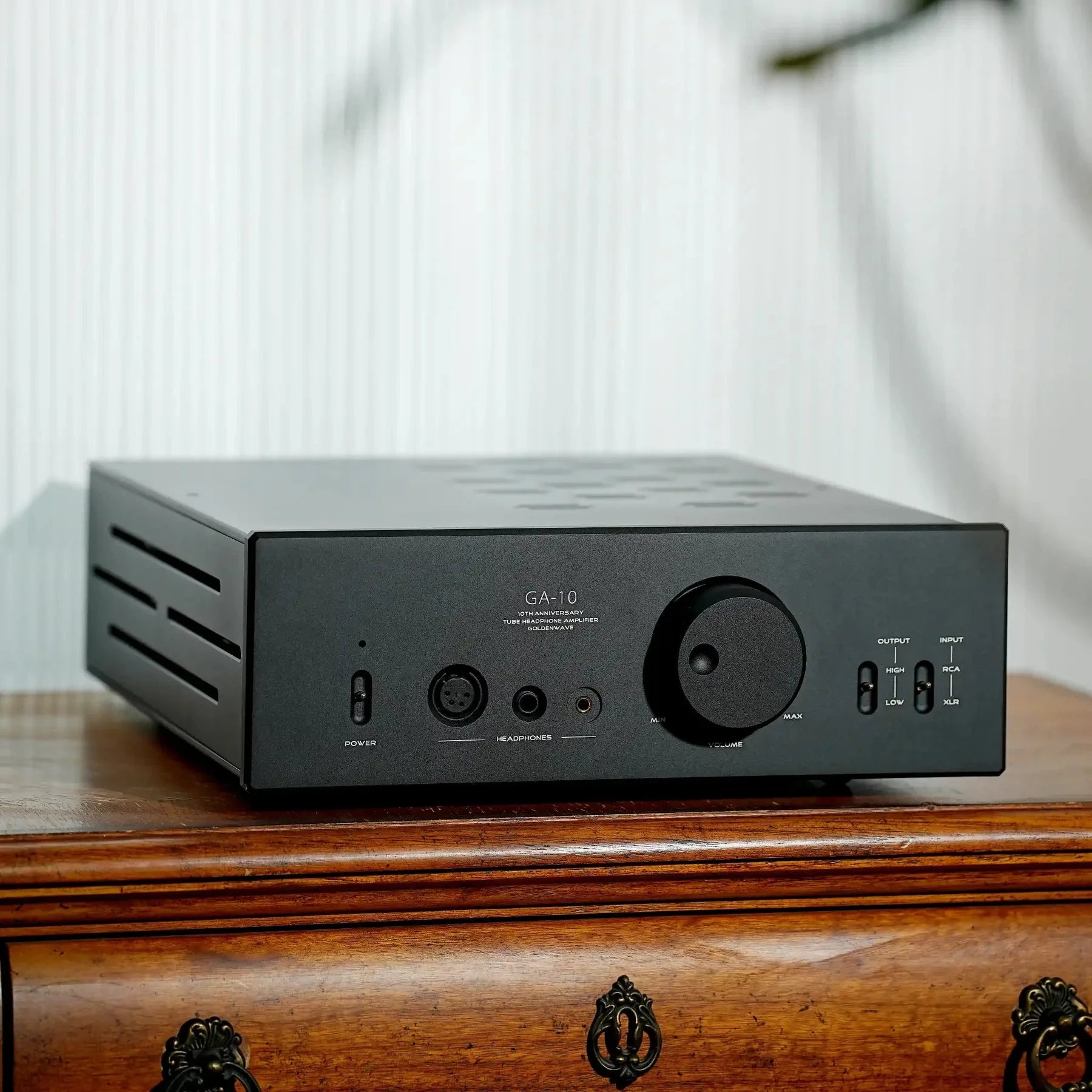 Apos Audio HIFIMAN HiFiMAN Goldenwave GA-10 | Desktop Tube Headphone Amplifier