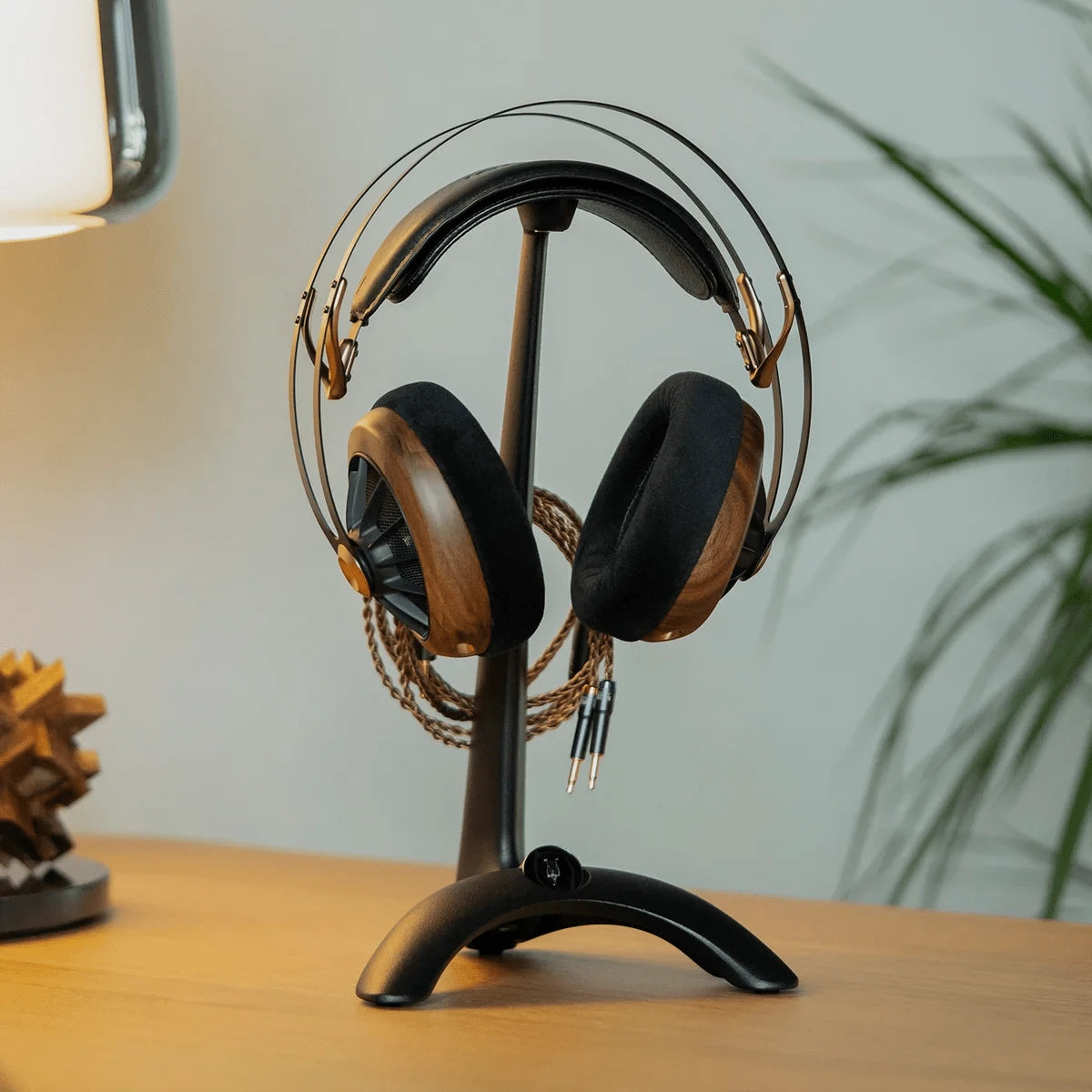 Apos Audio Meze Audio Accessory Meze Manta Headphone Stand