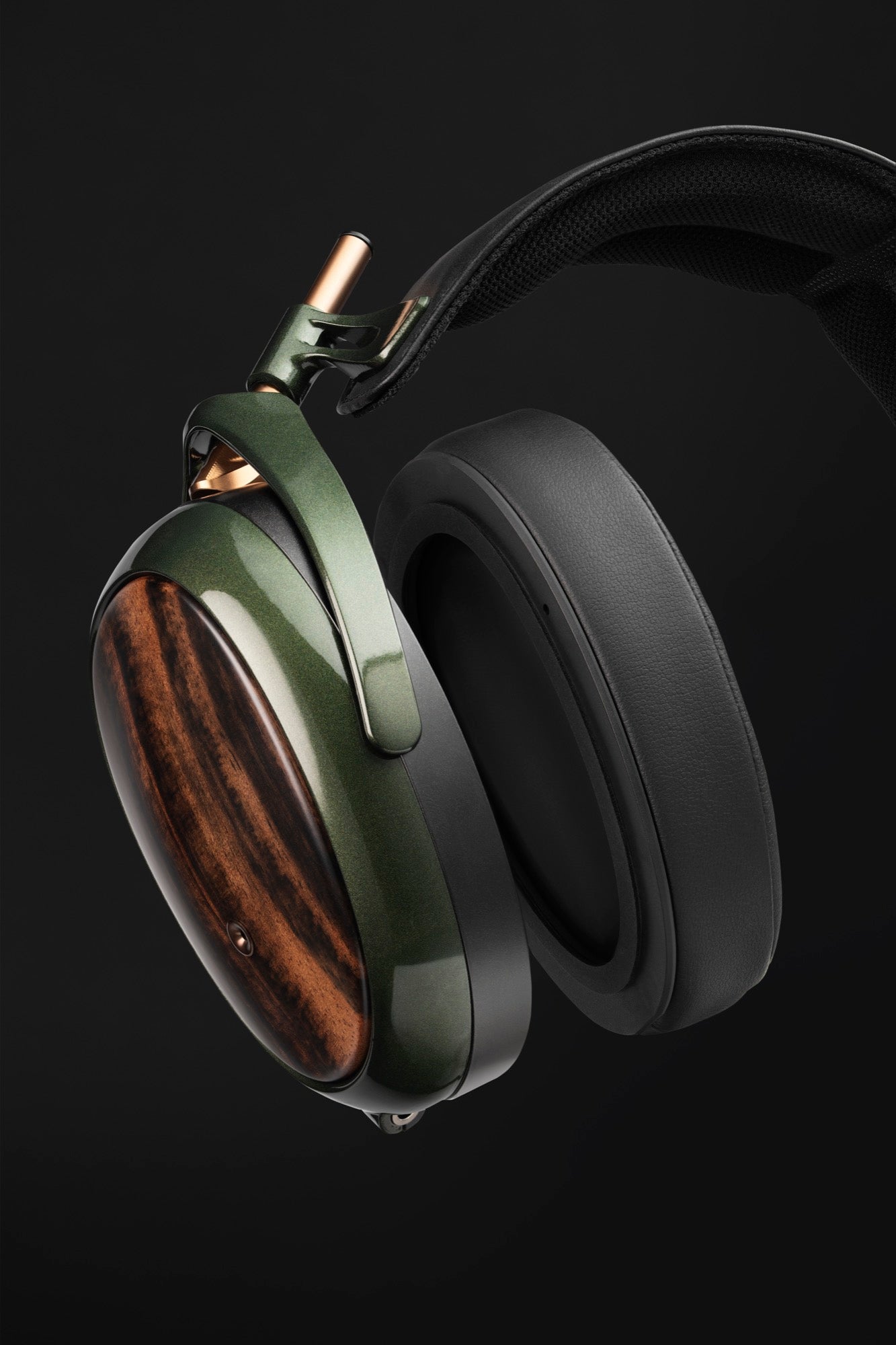 Meze Strada Closed-Back Dynamic Headphones
