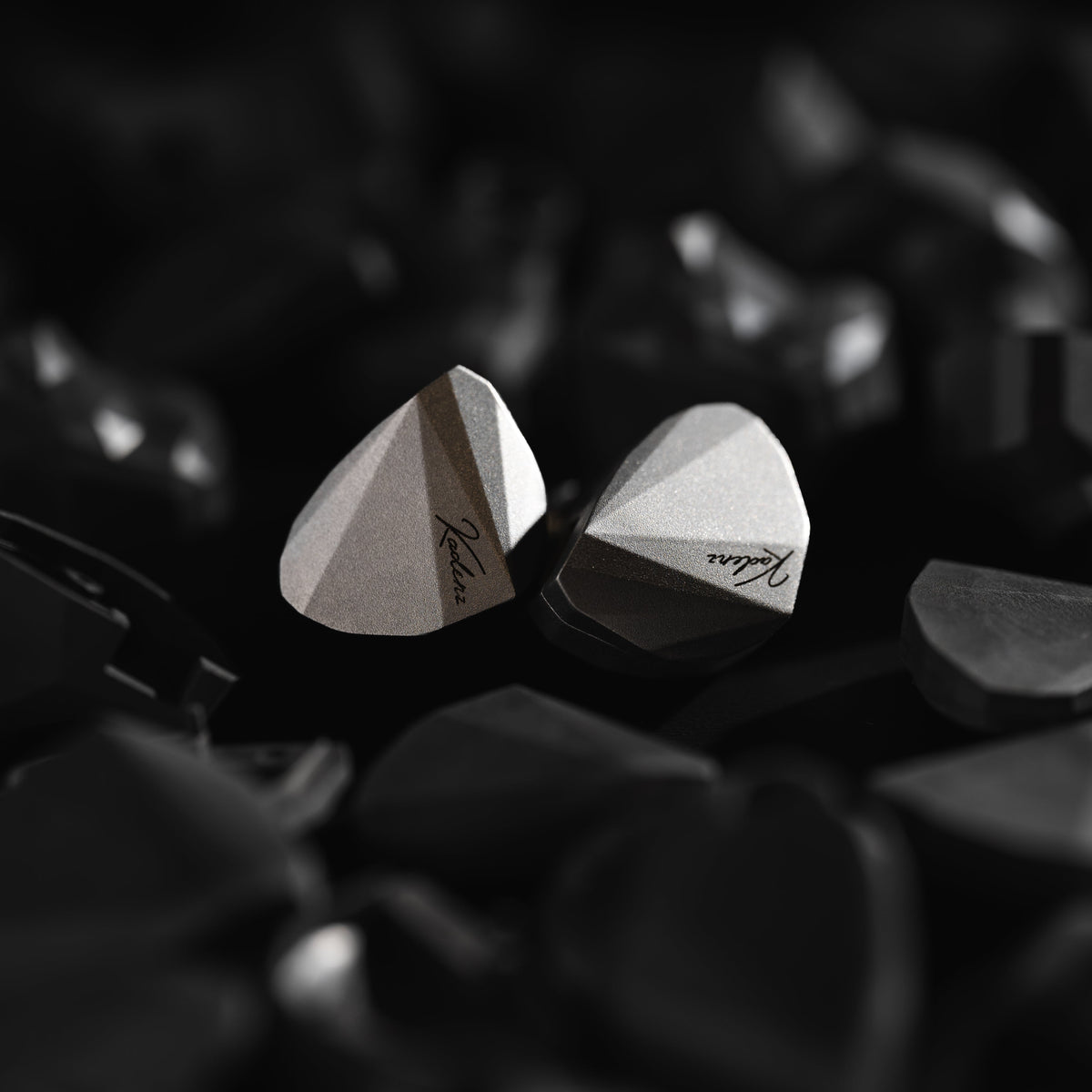 Moondrop Kadenz Flagship 10mm IEMs