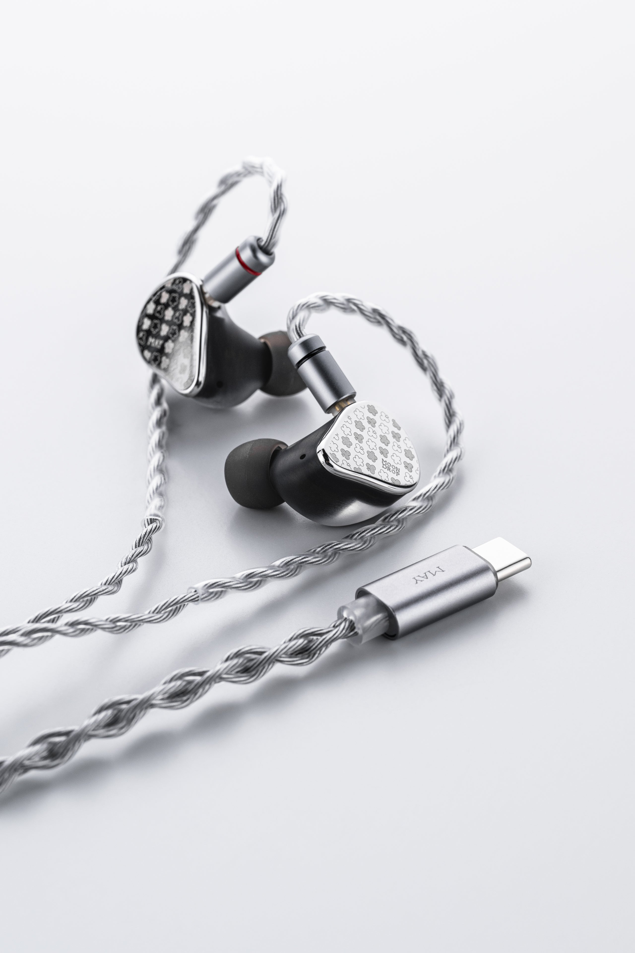 Apos Audio Moondrop Earphone / In-Ear Monitor (IEM) Moondrop May Dynamic Driver + Planar Magnetic Driver IEM (In-Ear Monitor)