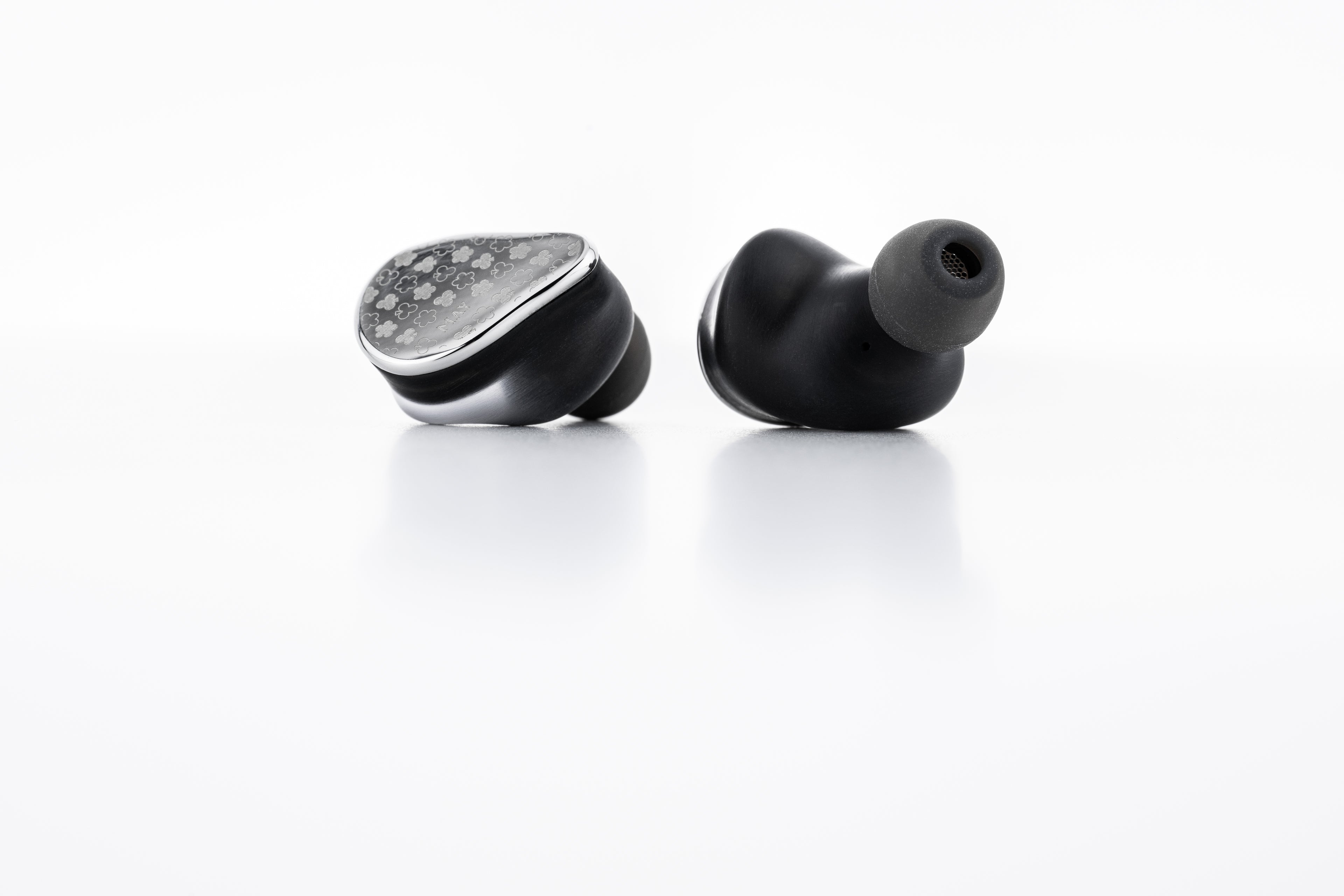 Apos Audio Moondrop Earphone / In-Ear Monitor (IEM) Moondrop May Dynamic Driver + Planar Magnetic Driver IEM (In-Ear Monitor)