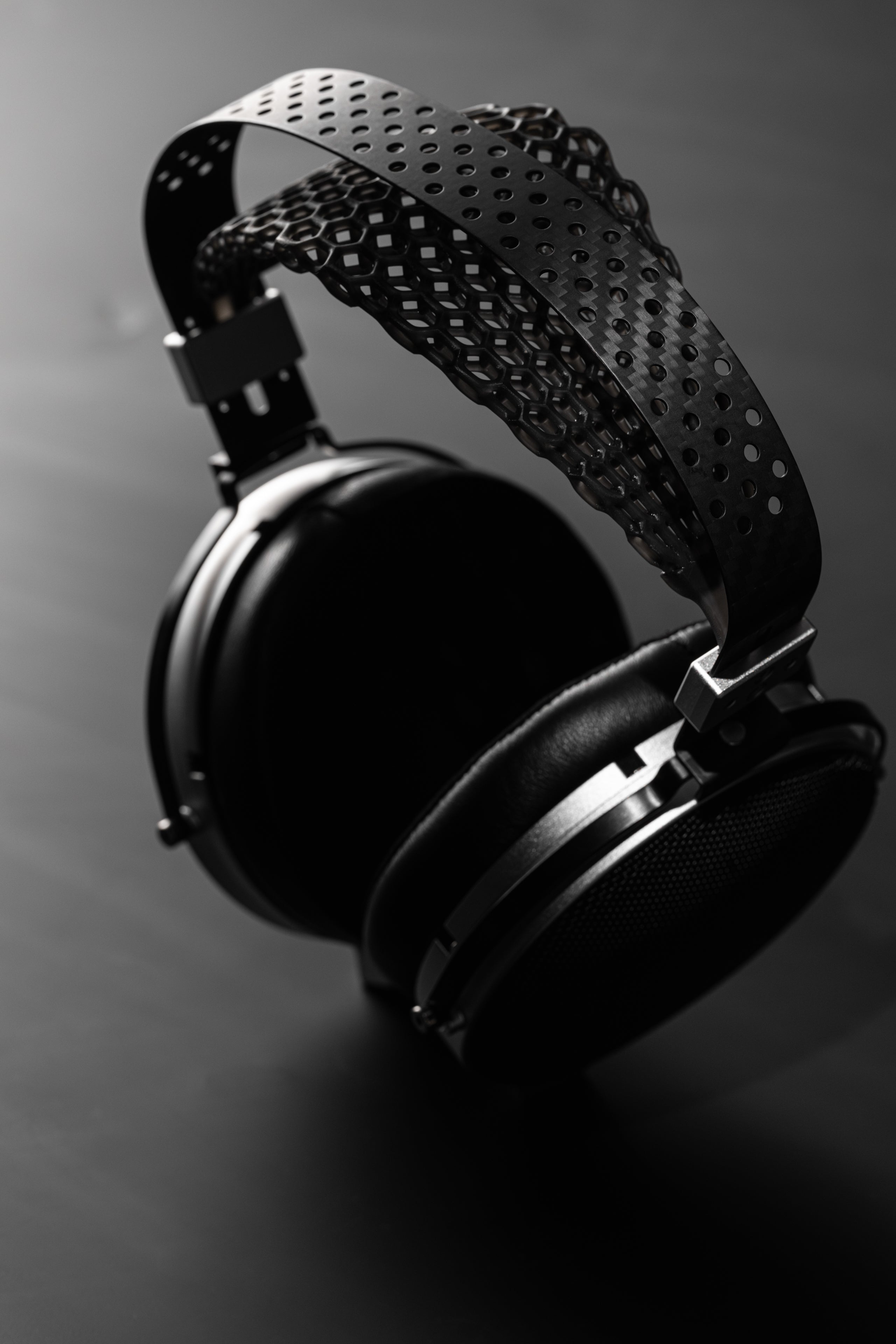 Moondrop Skyland Full-Size Planar Magnetic Headphone