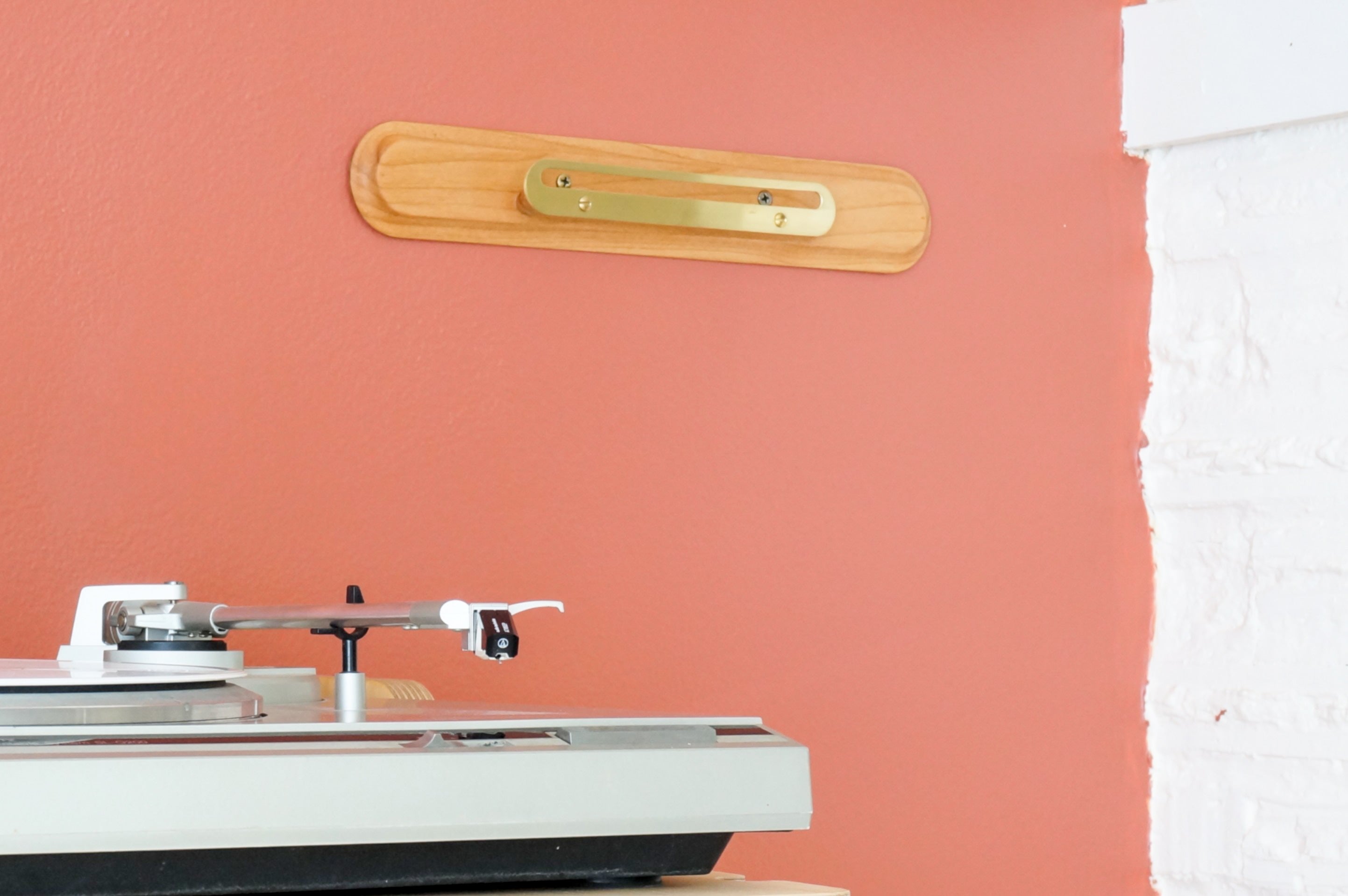 Apos Audio Salad Accessory Salad Wall Mount Vinyl Display