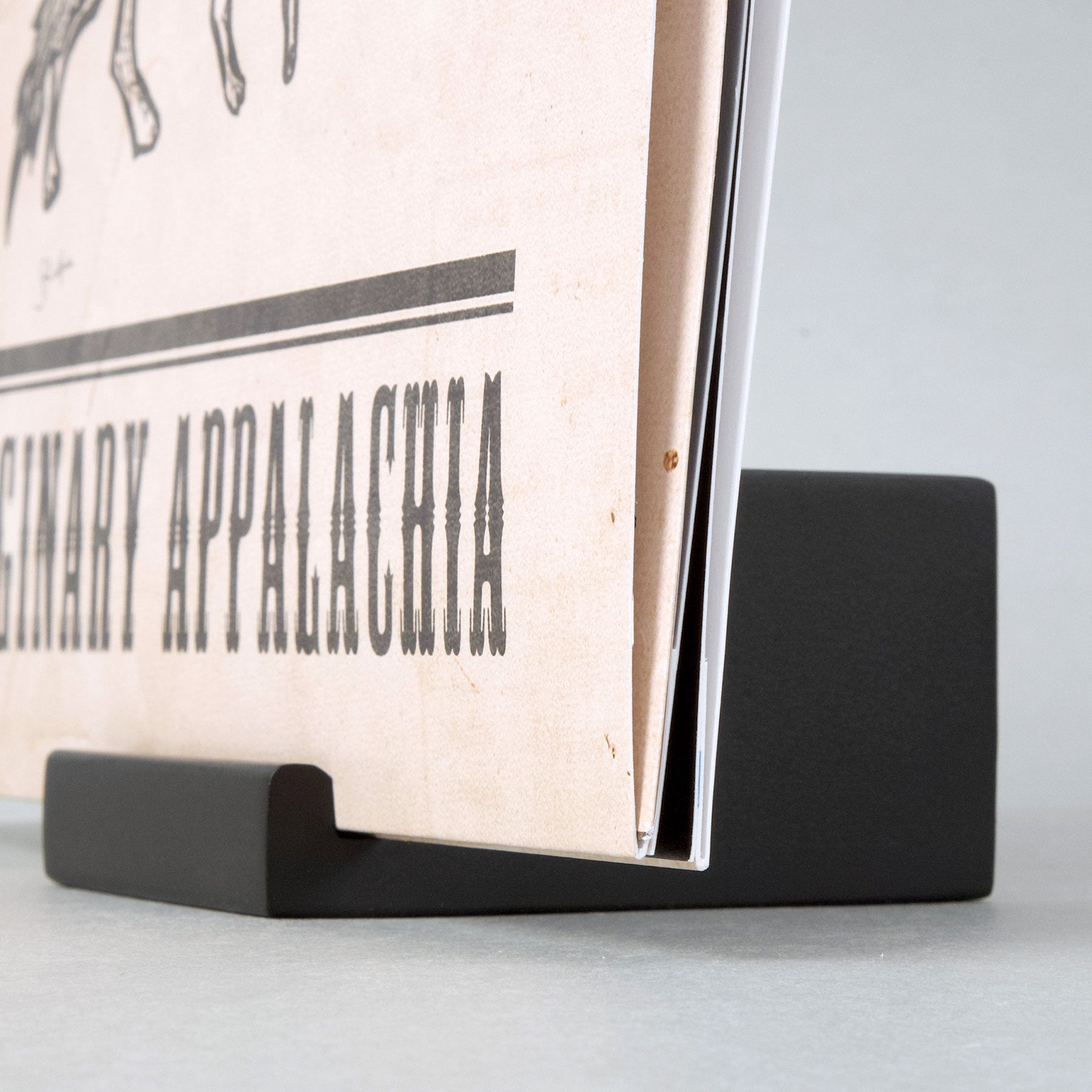 Apos Audio TurntableLab.com Accessory Turntable Lab: Wood Block Record Display - Black Black
