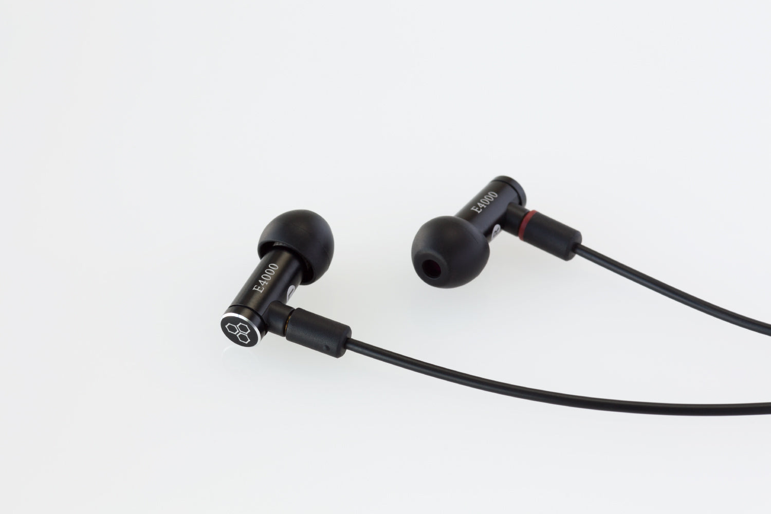 Apos Audio final Earphone / In-Ear Monitor (IEM) final E4000 IEM