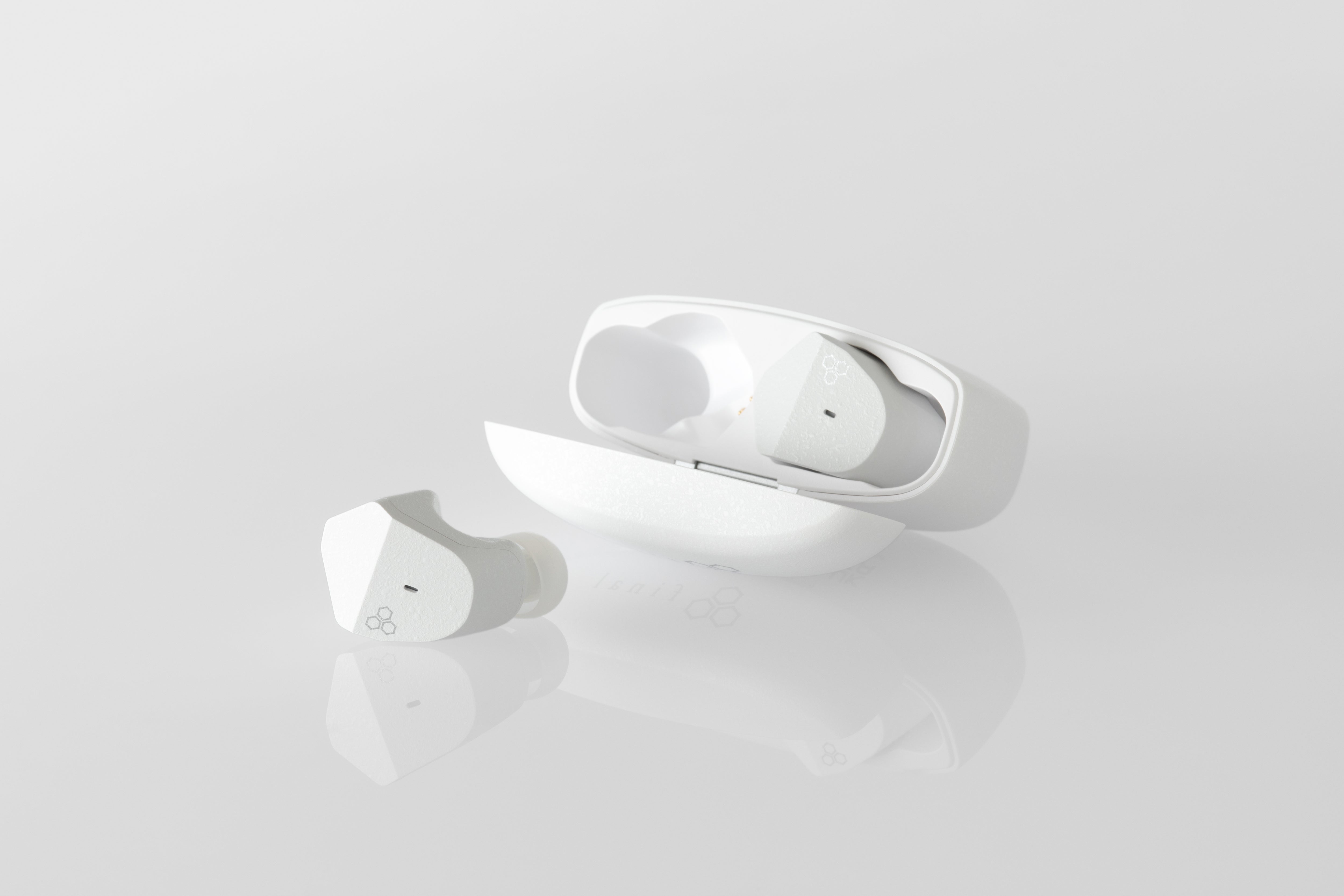 Apos Audio final Earphone / In-Ear Monitor (IEM) final ZE3000 IEM