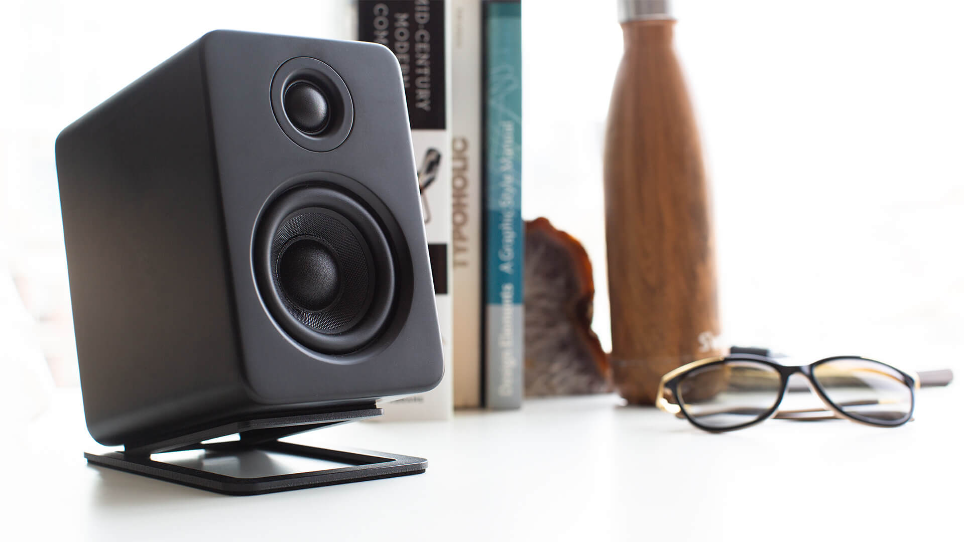 Apos Audio Kanto Audio Speakers Kanto Audio YU2 Powered Desktop Speakers