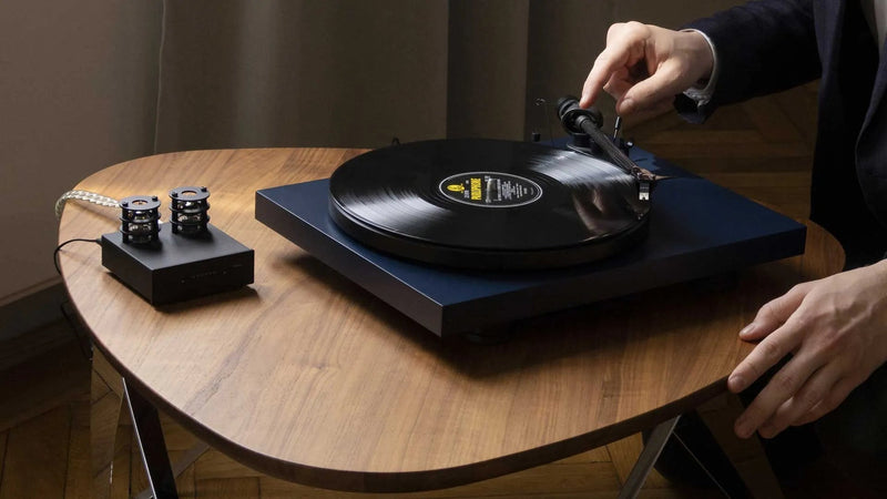 Apos Audio Pro-Ject Audio Turntable Pro-Ject Audio Debut Carbon EVO Turntable